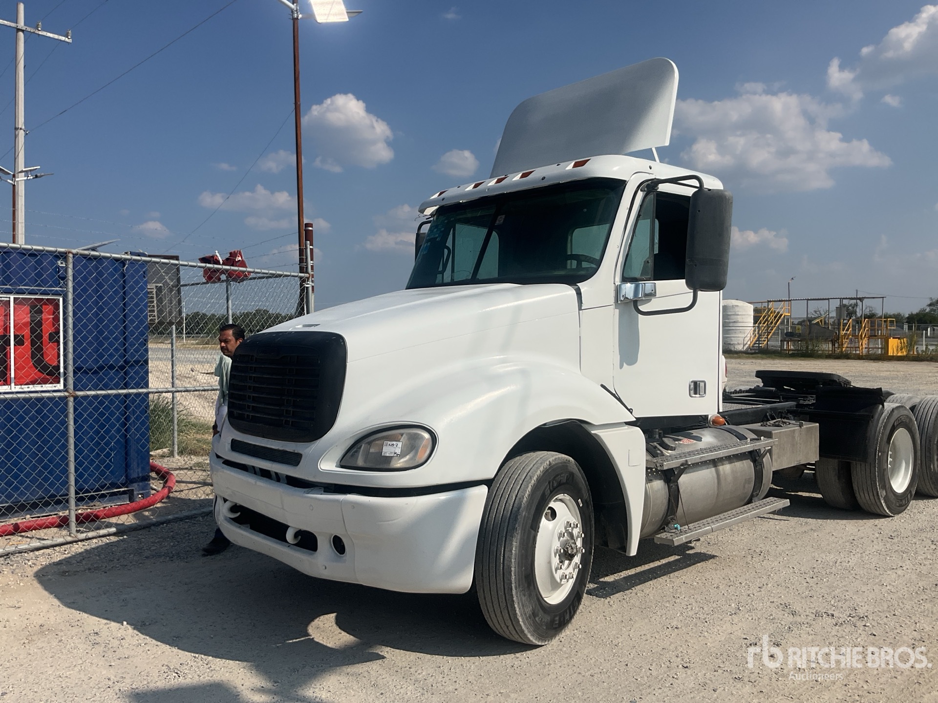 2007 Freightliner CL120