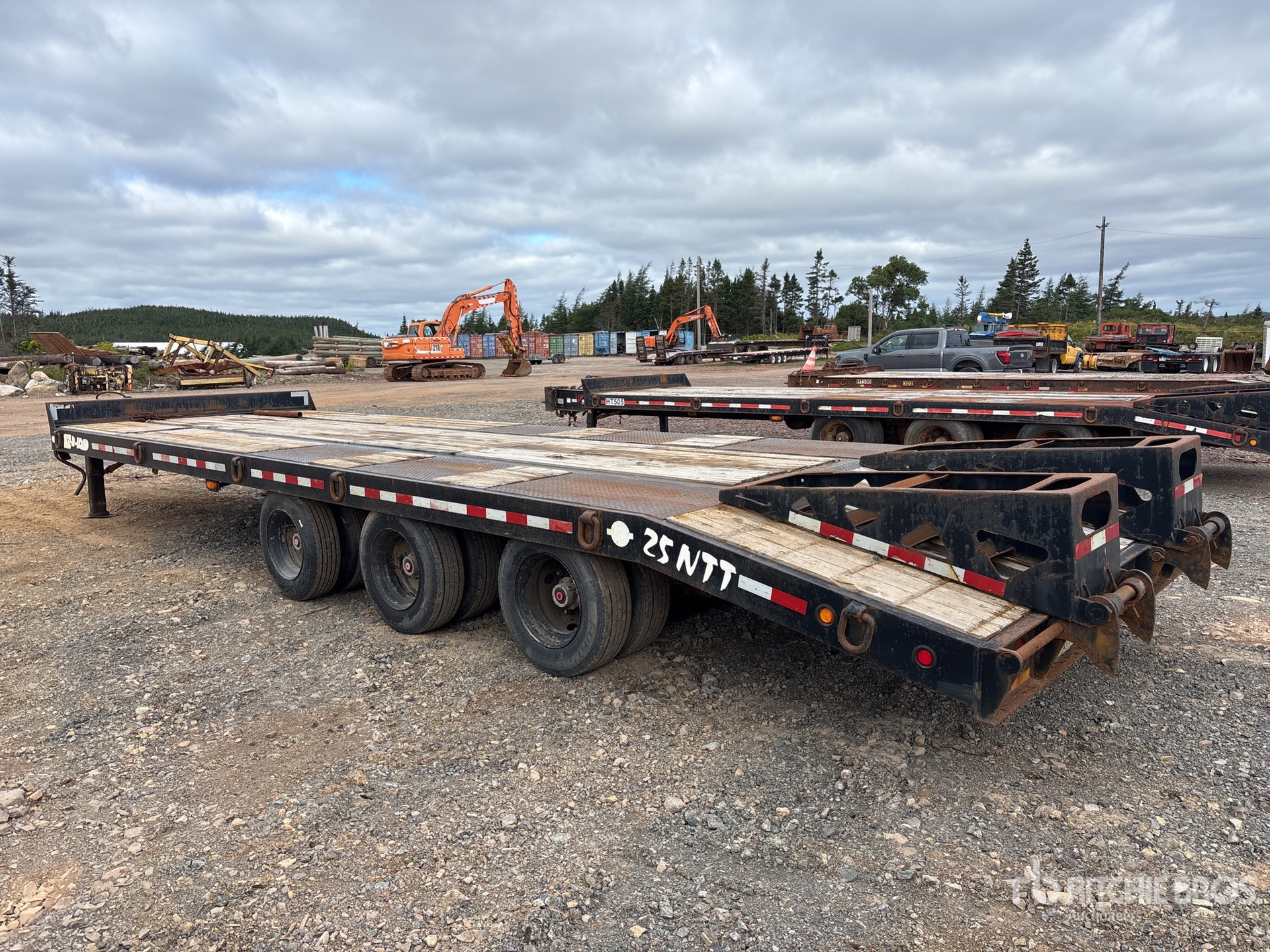 2010 BWS 25 FT TRI/A