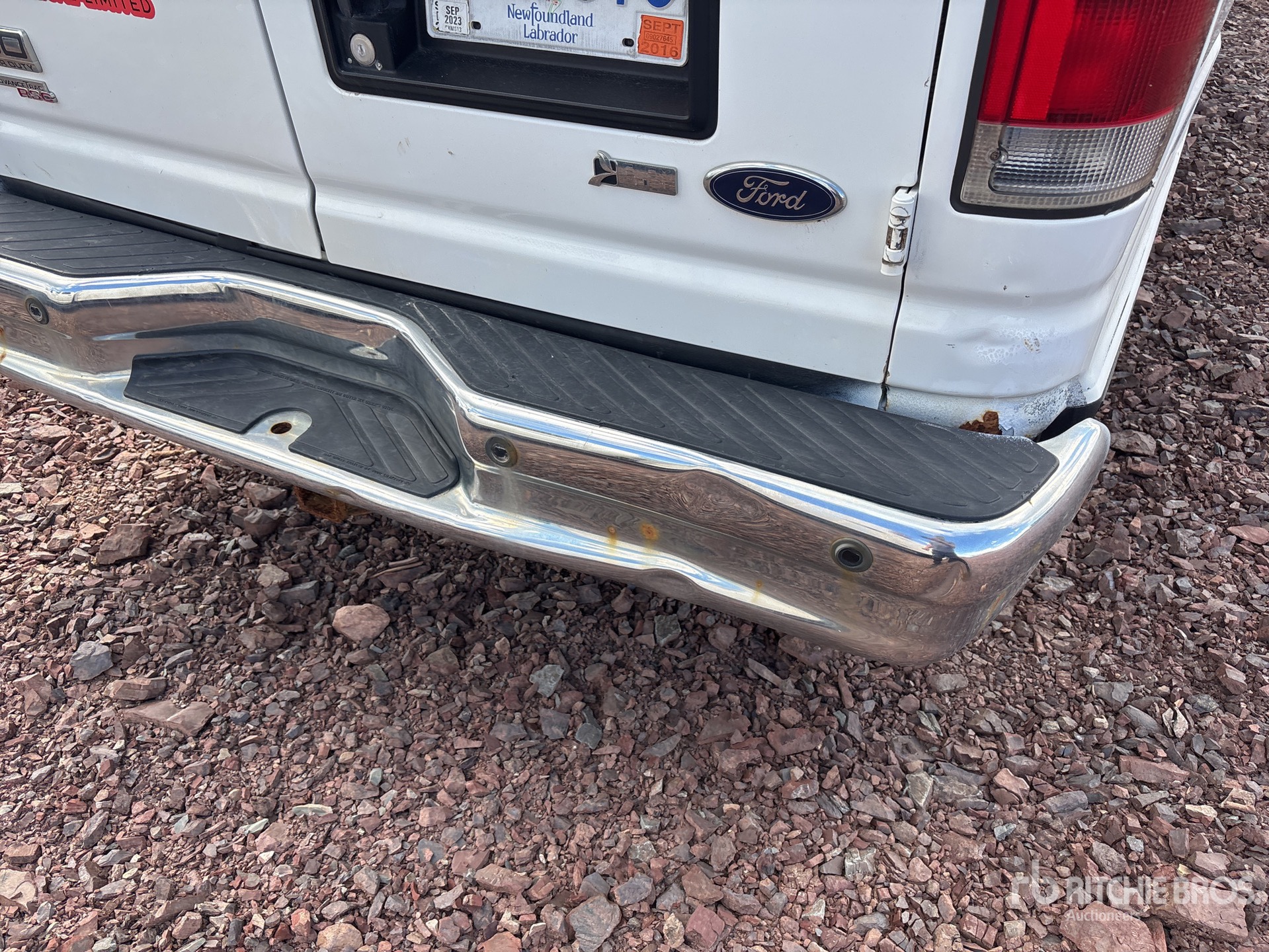 2012 Ford E-350