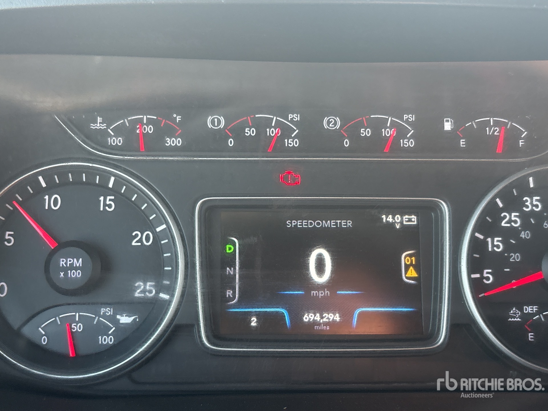 2019 International LT625