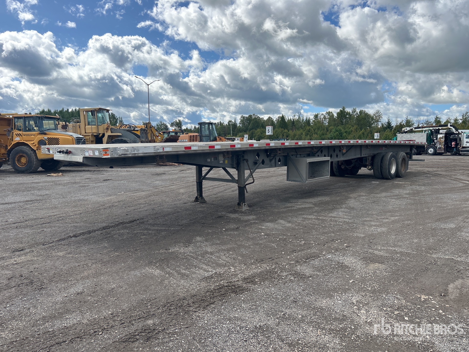 2023 Hyundai 53 ft T/A