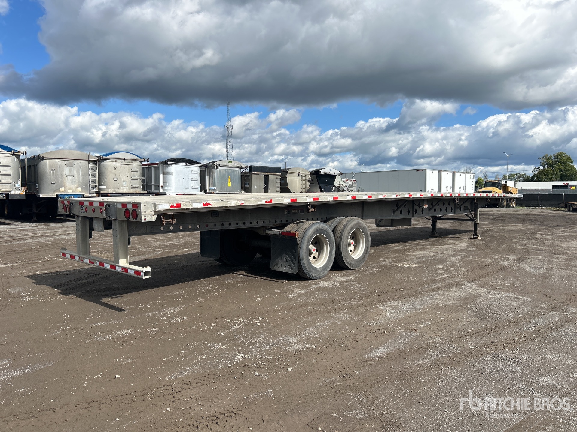 2023 Hyundai 53 ft T/A