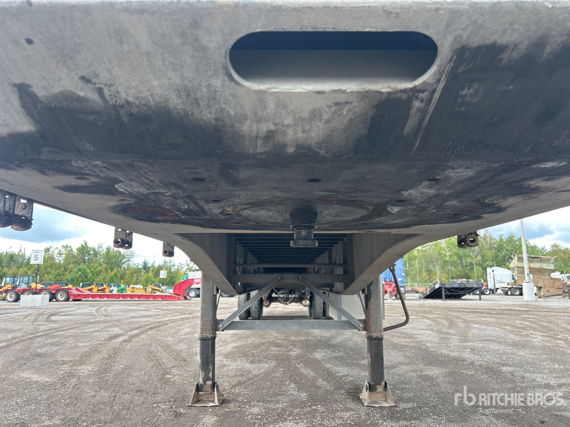 2023 Hyundai 53 ft T/A