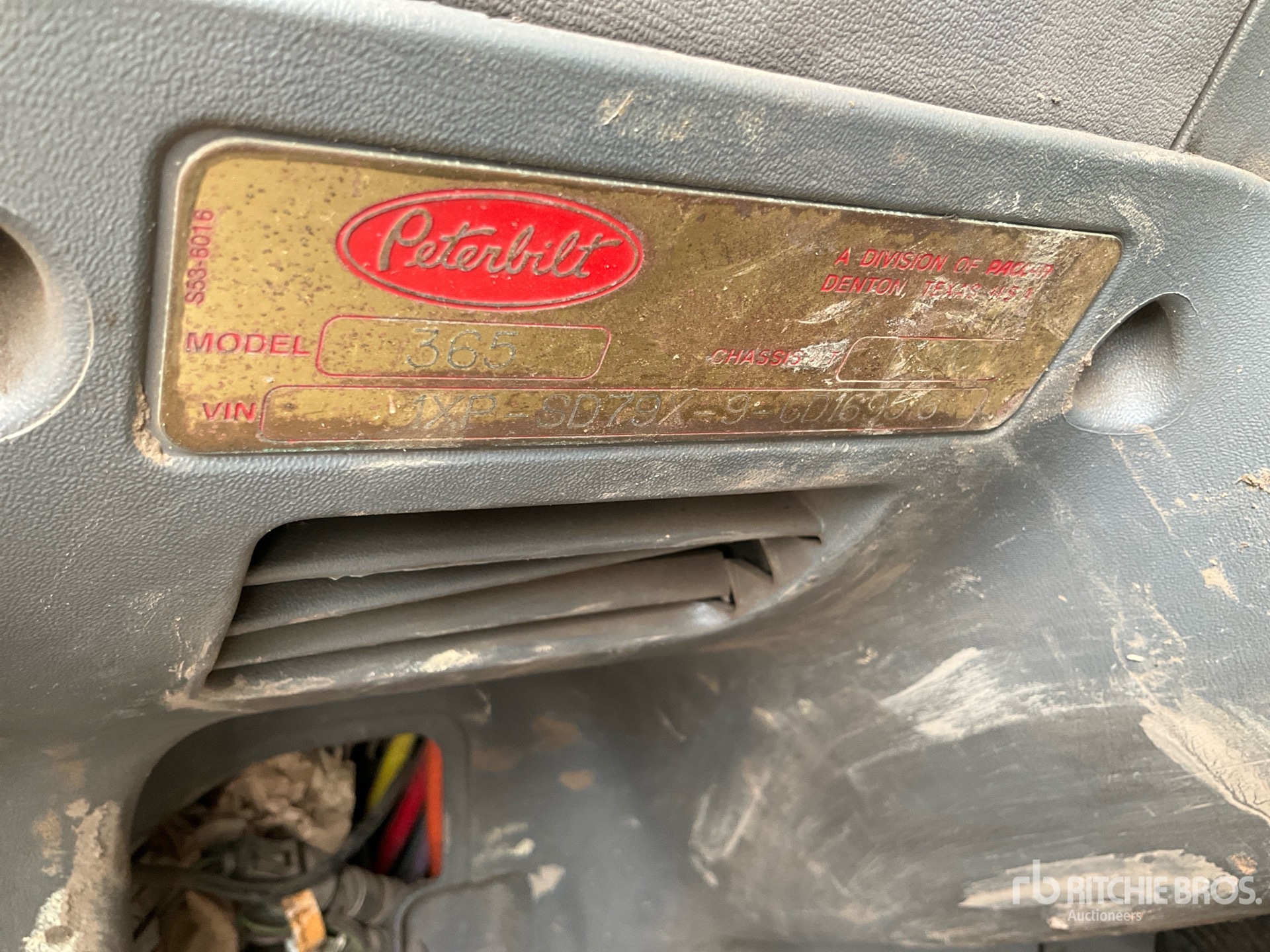 2012 Peterbilt 365