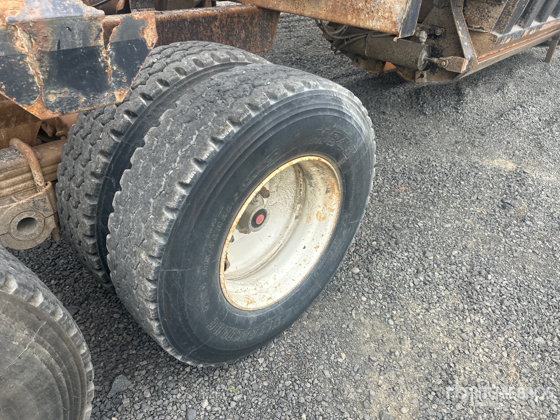 2006 CTS 40 FT T/A (INOPERABLE)