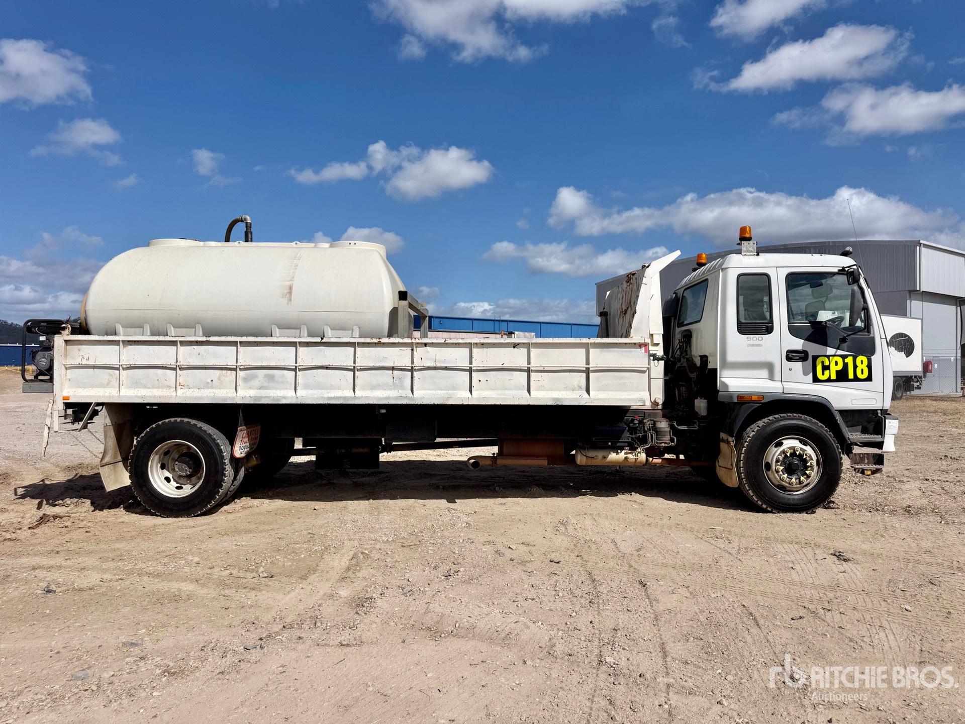 2006 Isuzu FTR 900