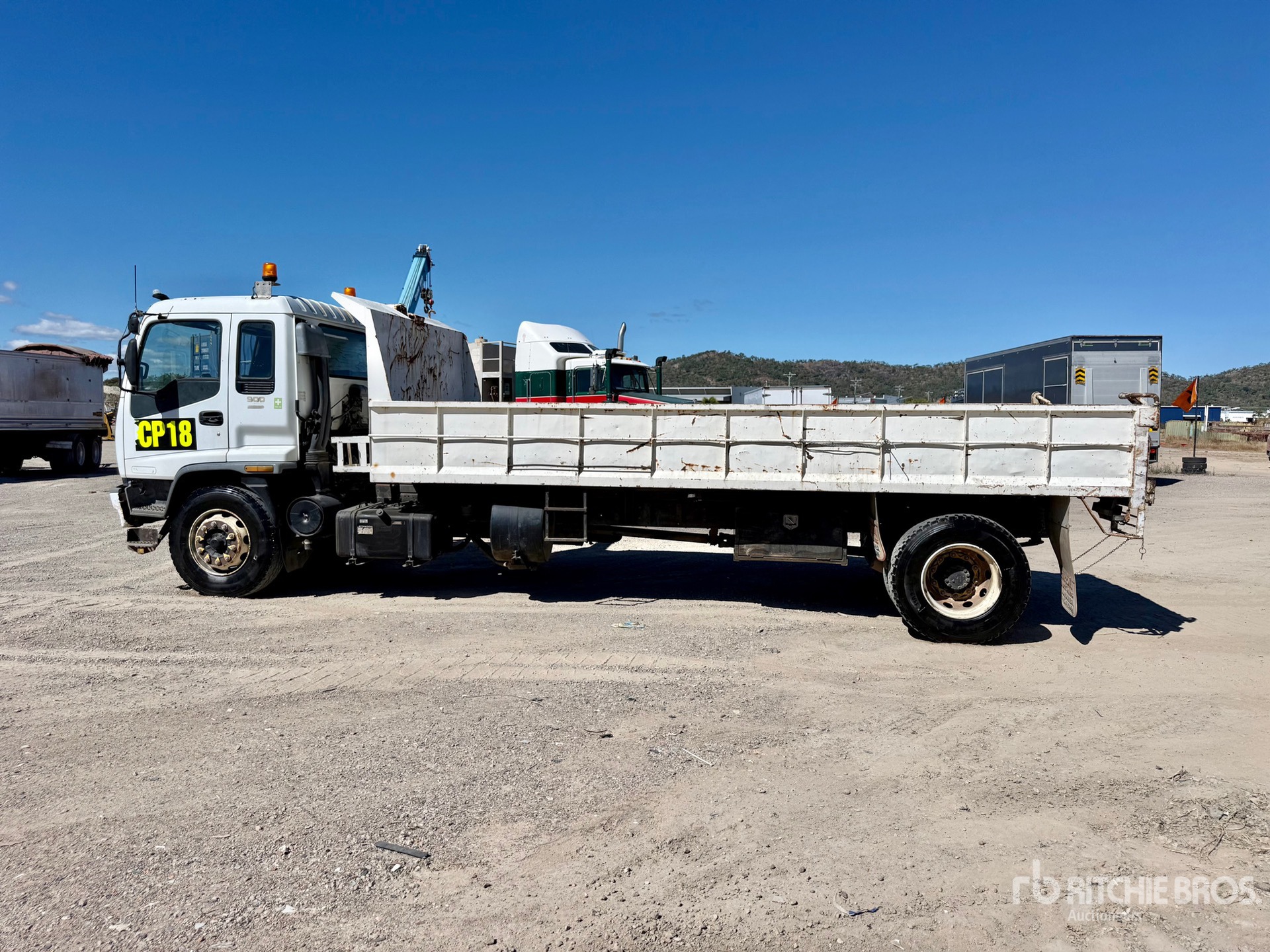 2006 Isuzu FTR 900