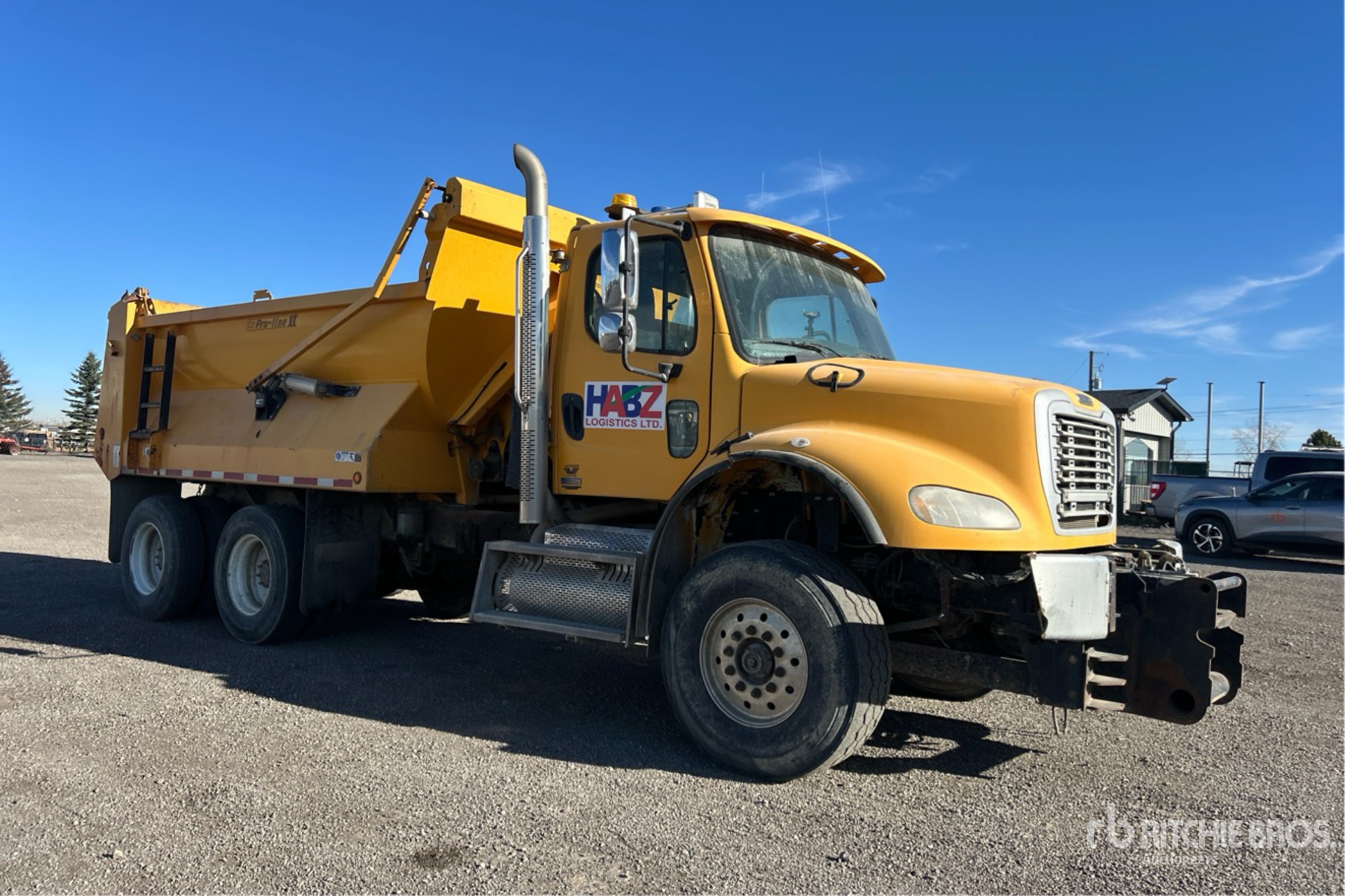2010 Freightliner M2 112
