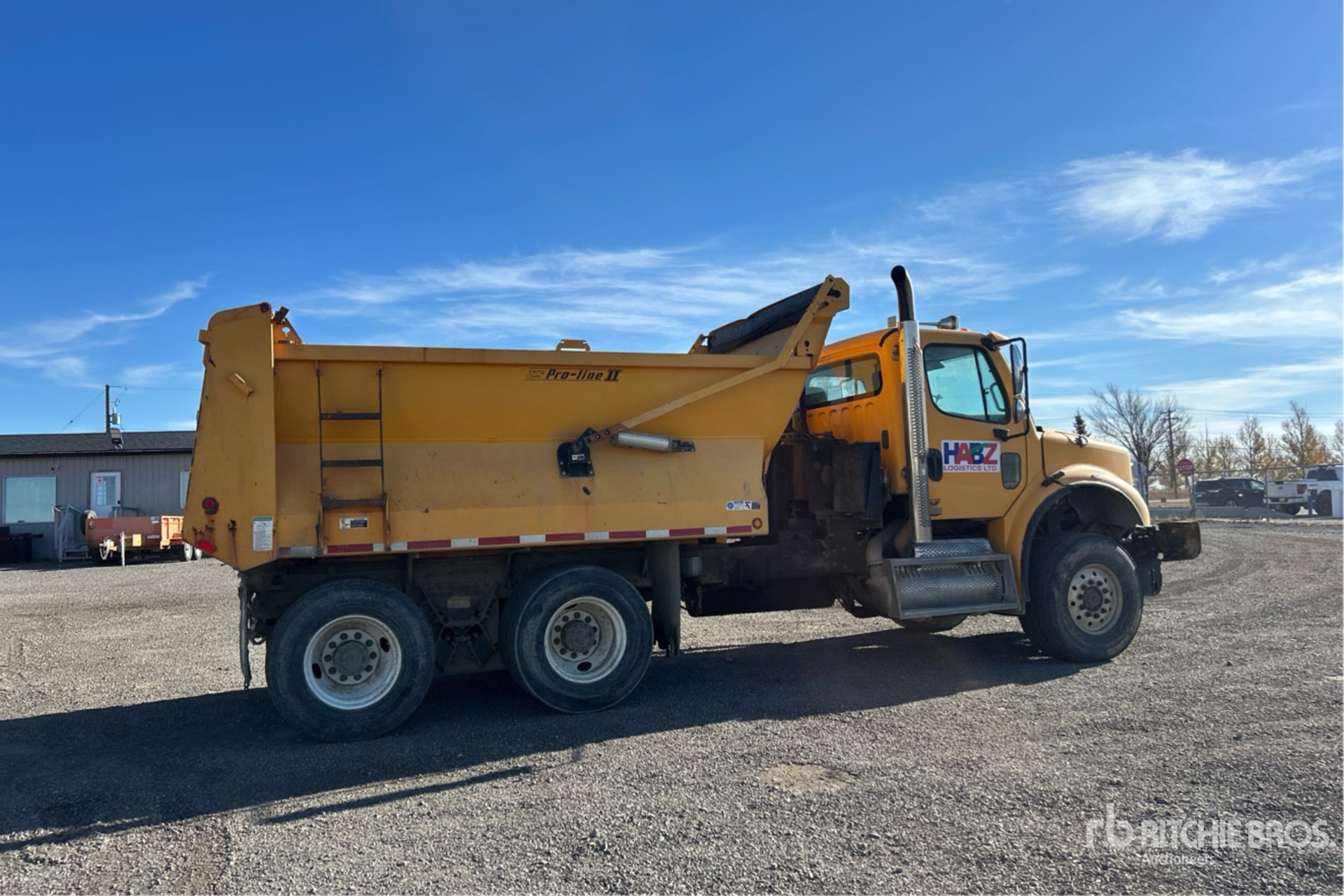 2010 Freightliner M2 112
