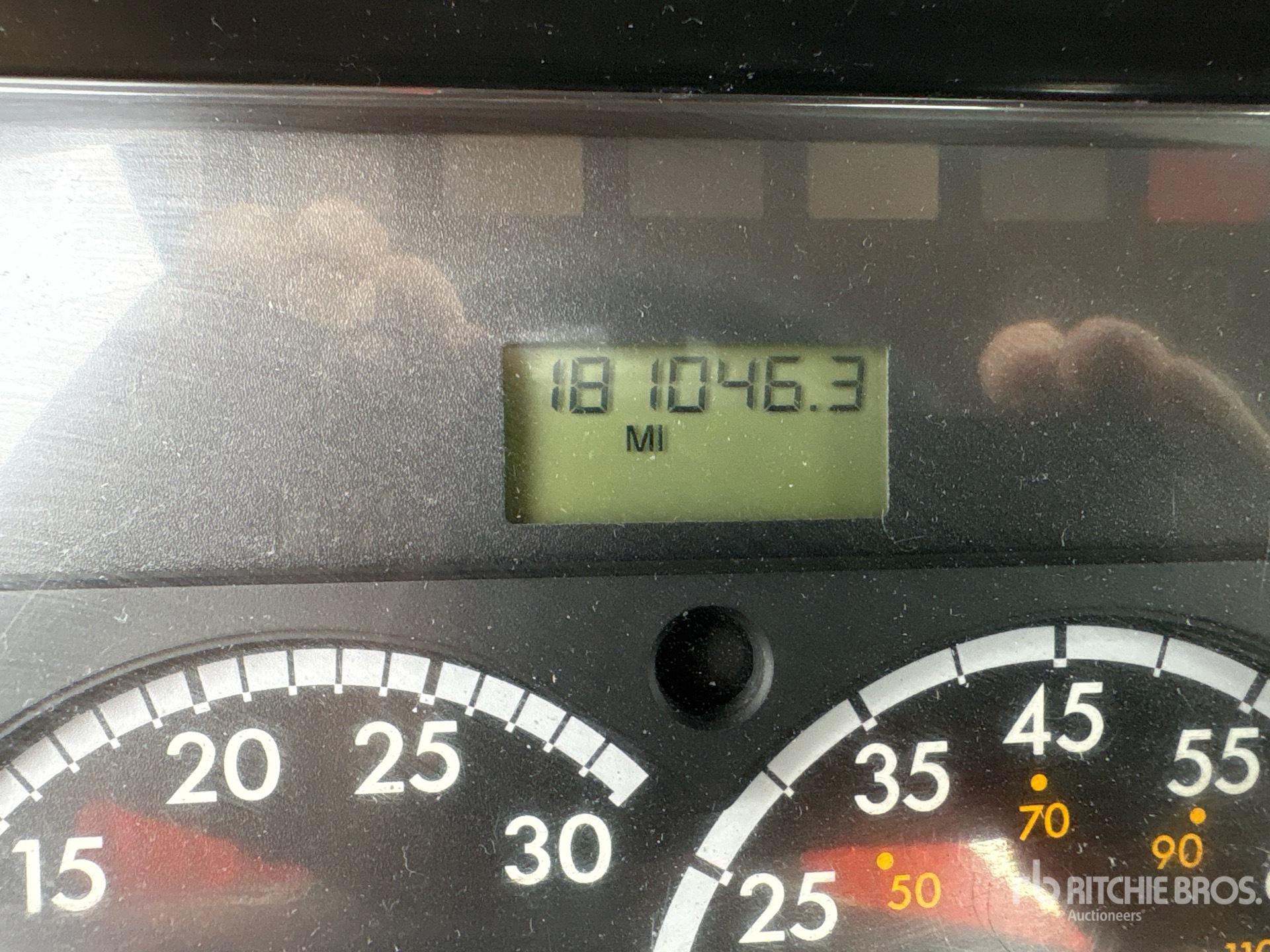 2014 Freightliner M2106