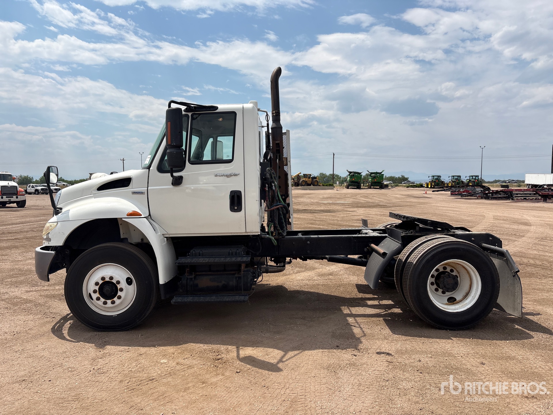 2009 International 4400 4X2