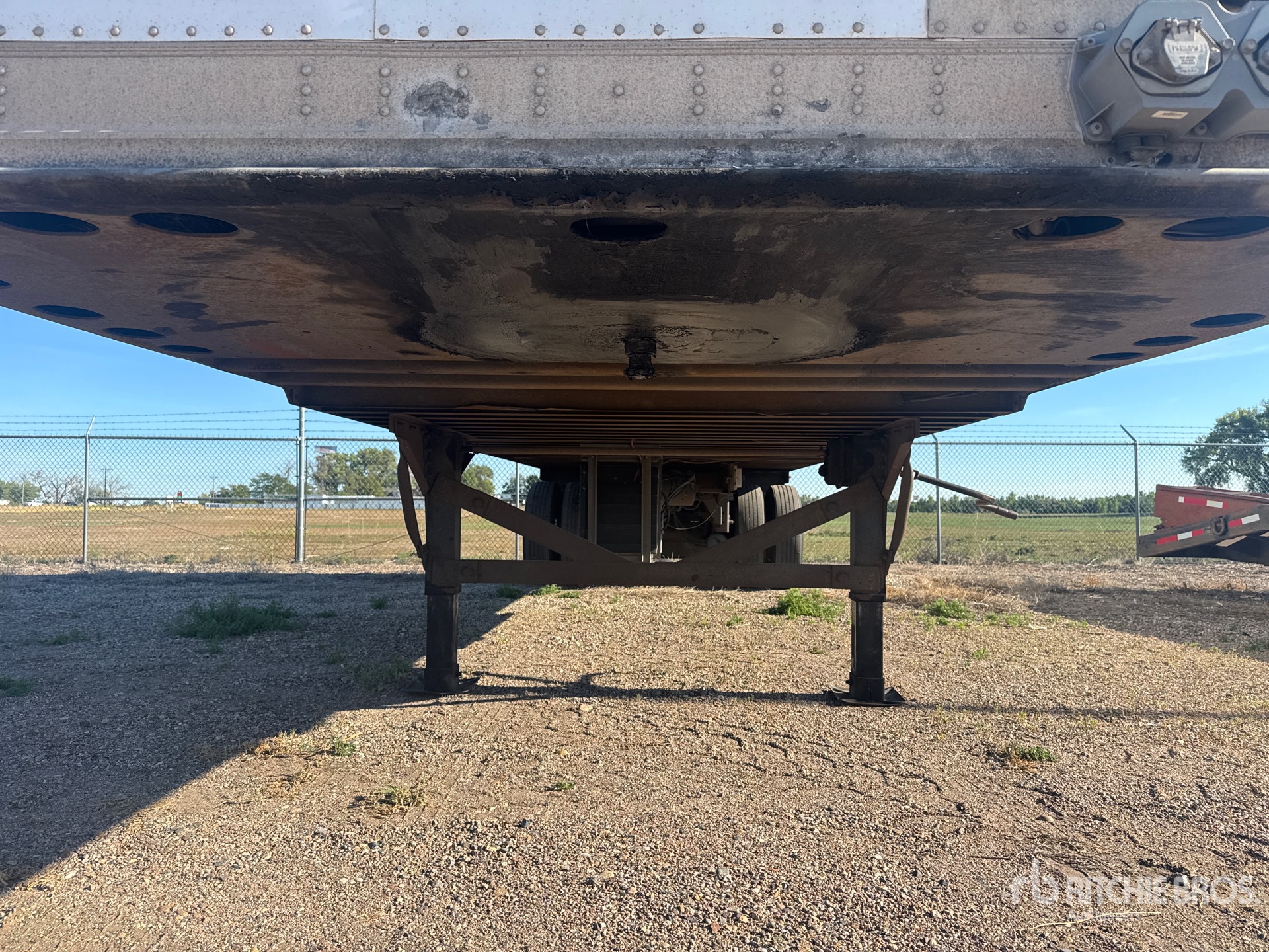 2009 Great Dane 28 FT X 96 IN S/A