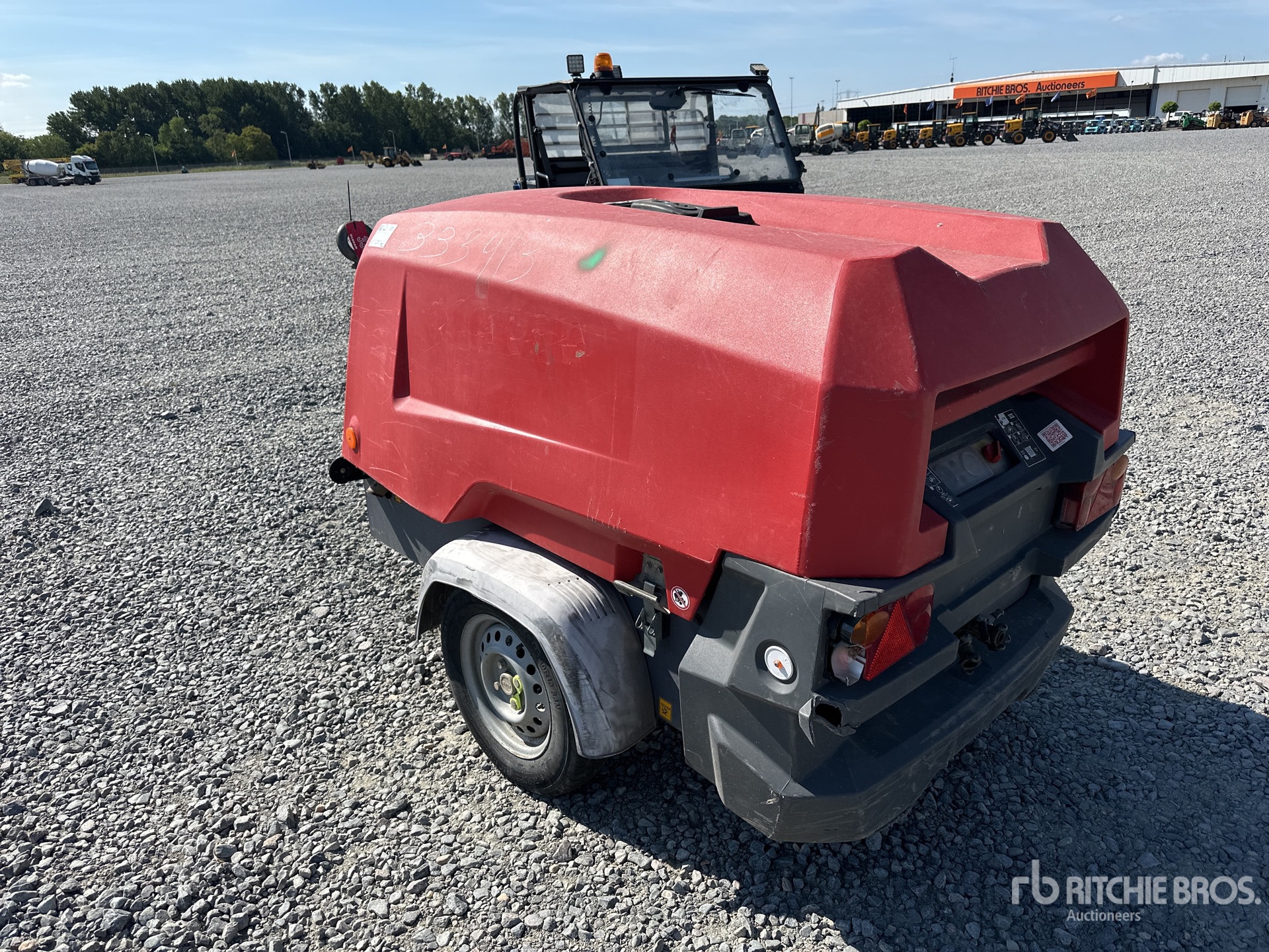 General Appearance with Picture, Left Rear Corner
