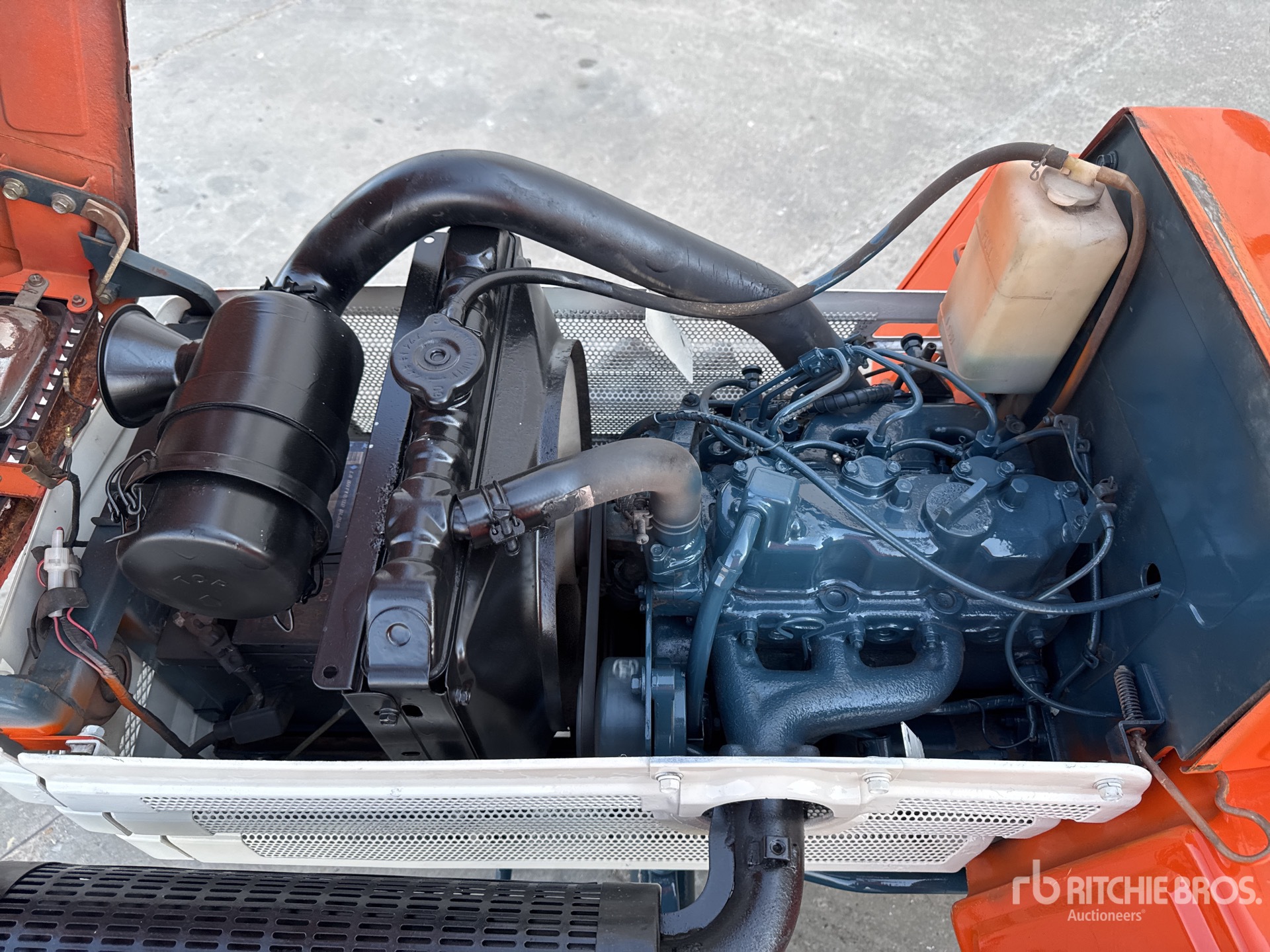 Kubota B1600