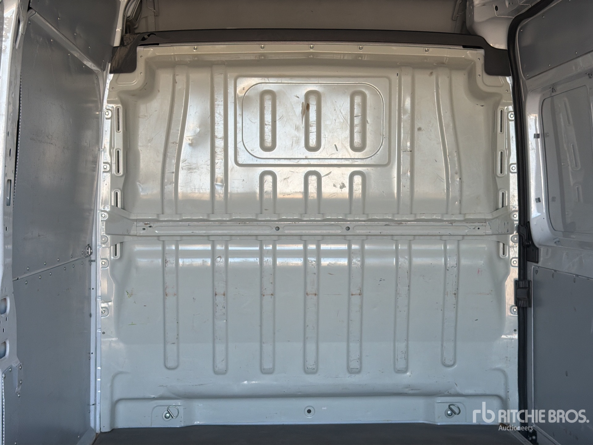 2023 Opel MOVANO