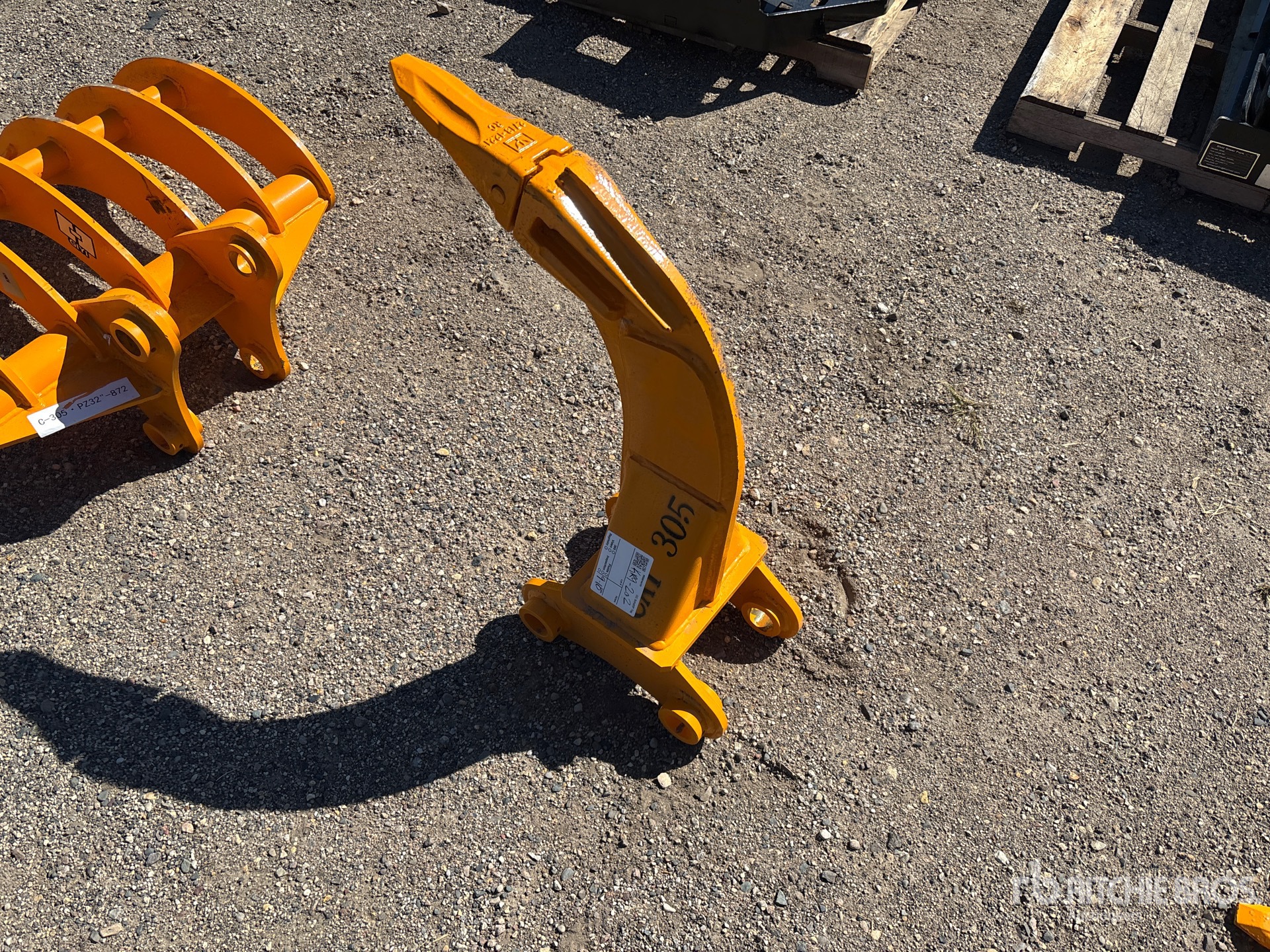 GIYI - FITS CAT 305 (UNUSED)