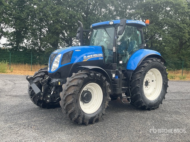 2014 New Holland T7.210 4WD Tractor