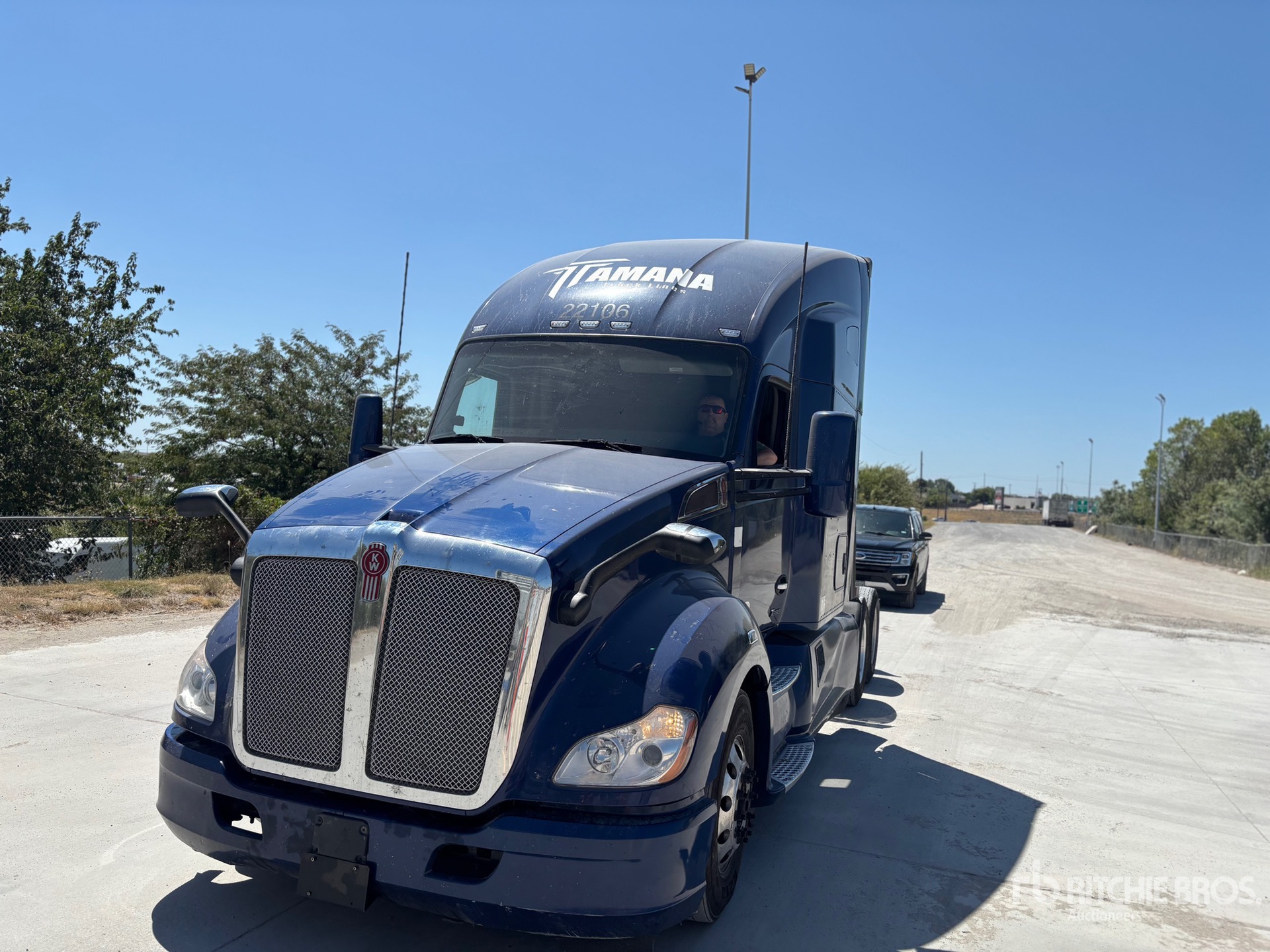 2022 Kenworth T680