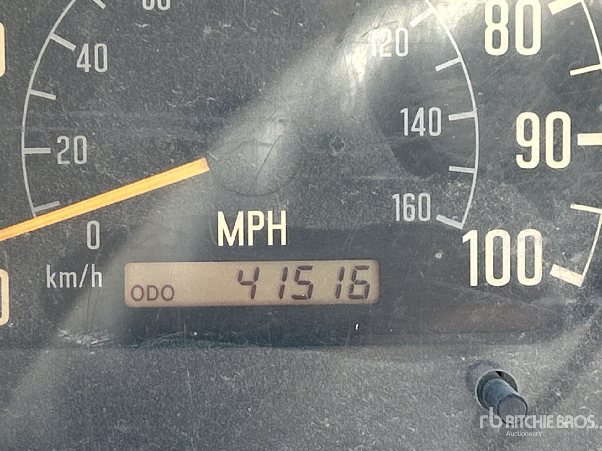 2005 Chevrolet W45042