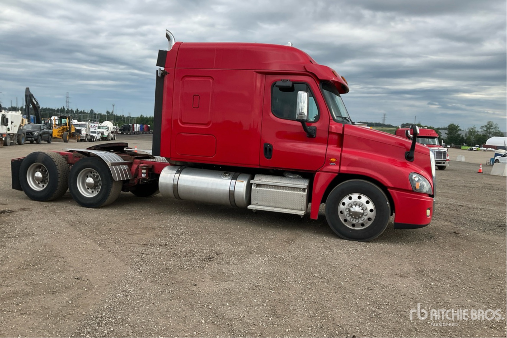 2016 Freightliner CASCADIA 125