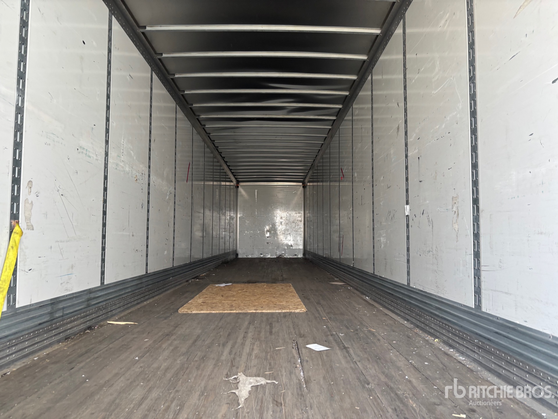 2023 Hyundai 53 FT T/A