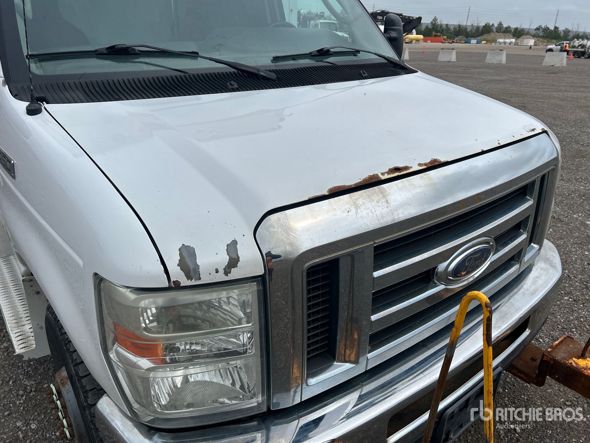 2013 Ford E-450