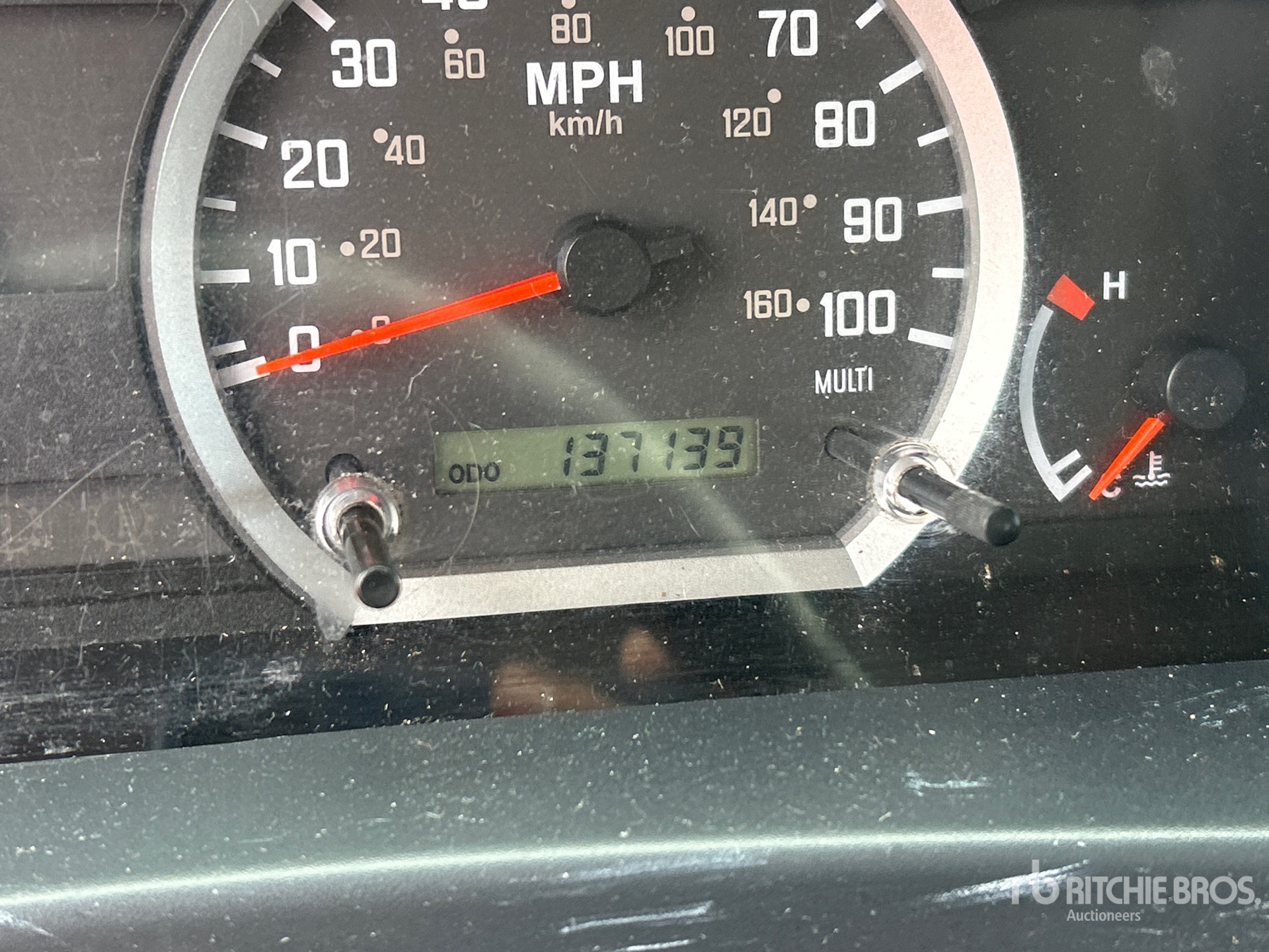 2014 Isuzu NPR HD