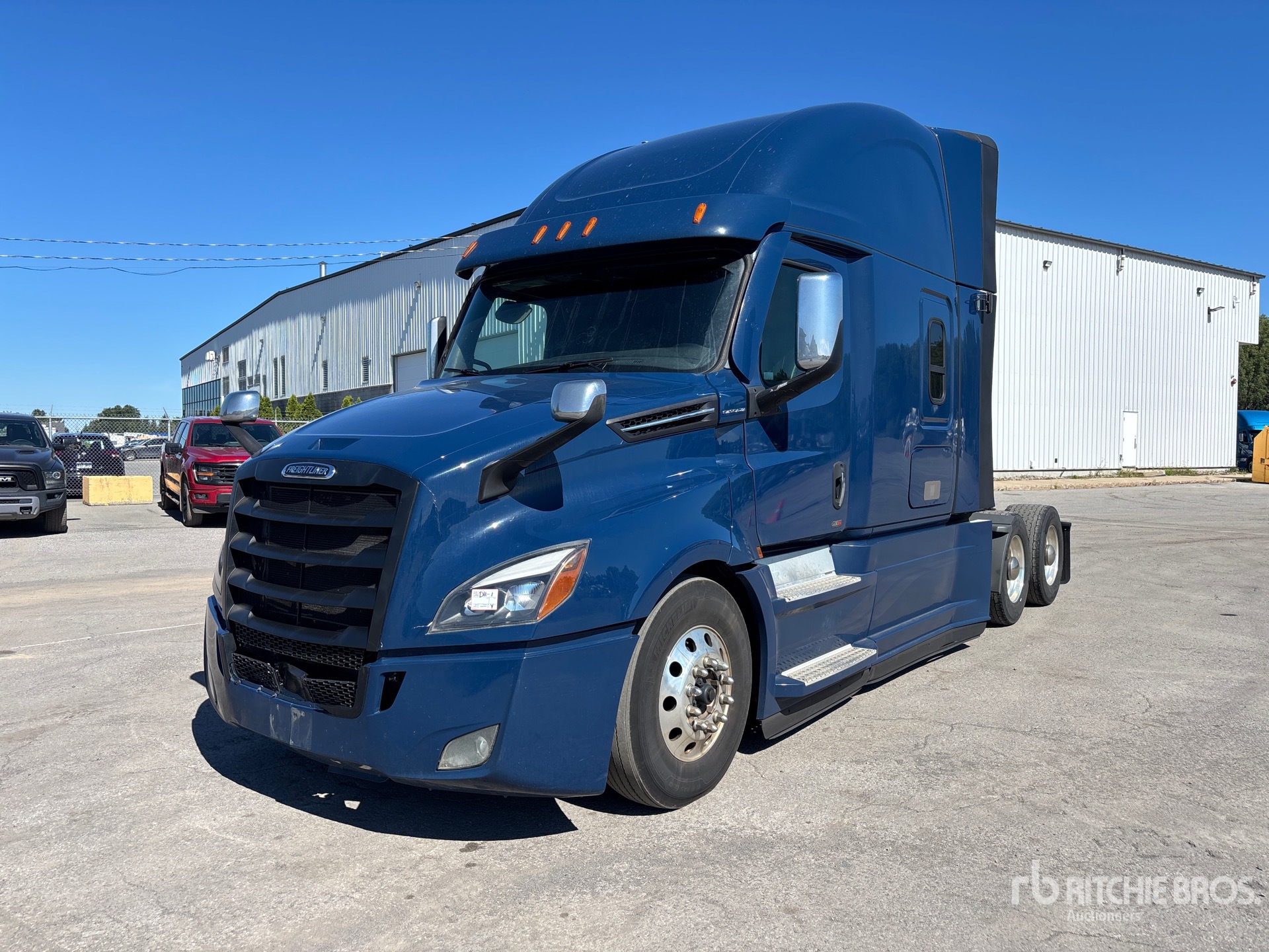 2022 Freightliner CASCADIA 126