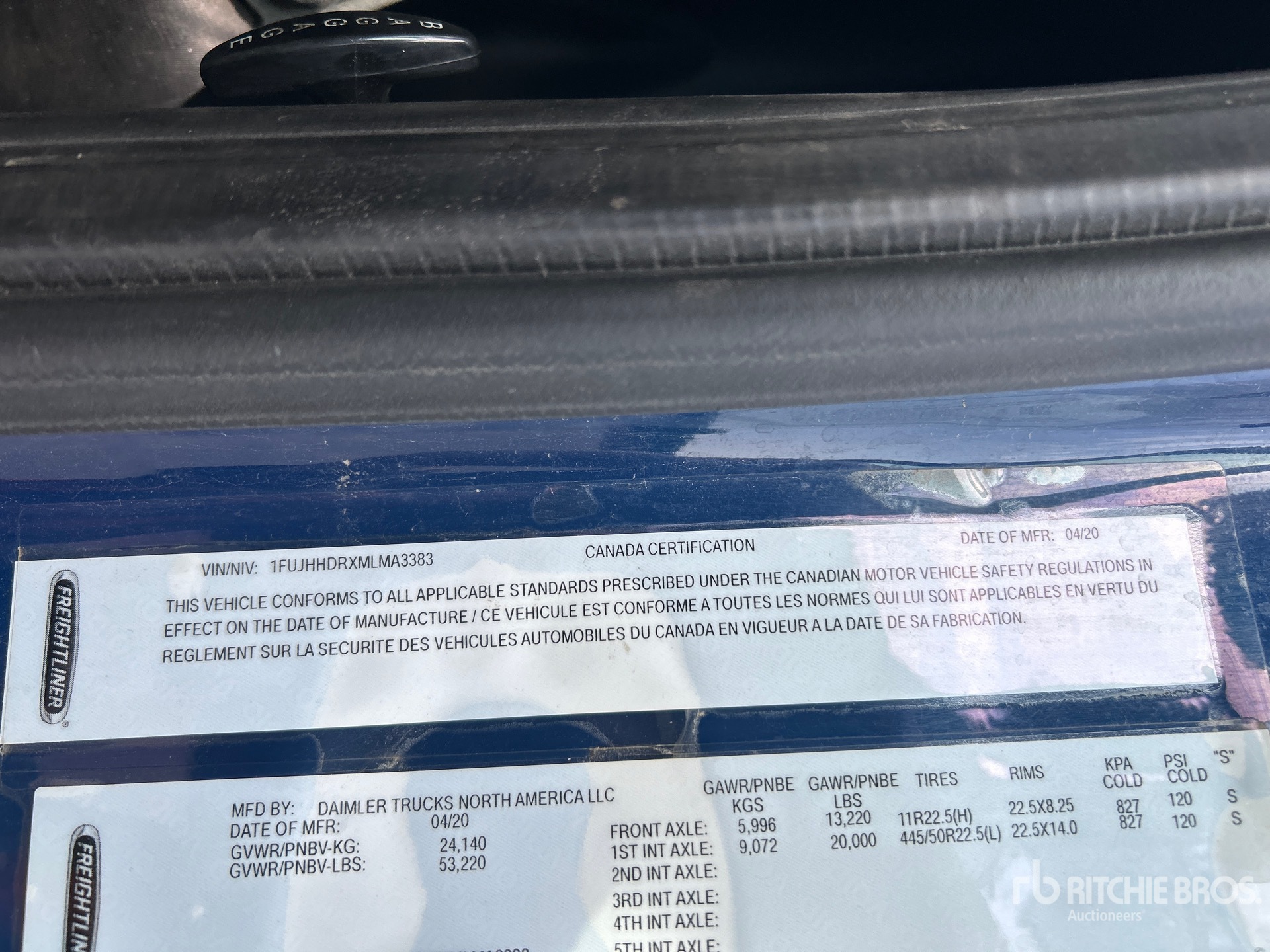 2021 Freightliner CASCADIA 126