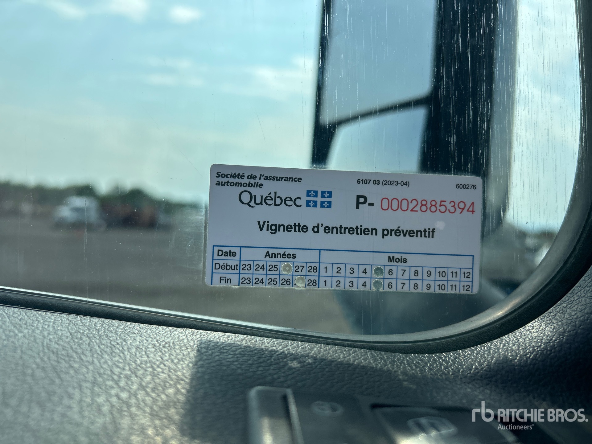 2021 Freightliner CASCADIA 126