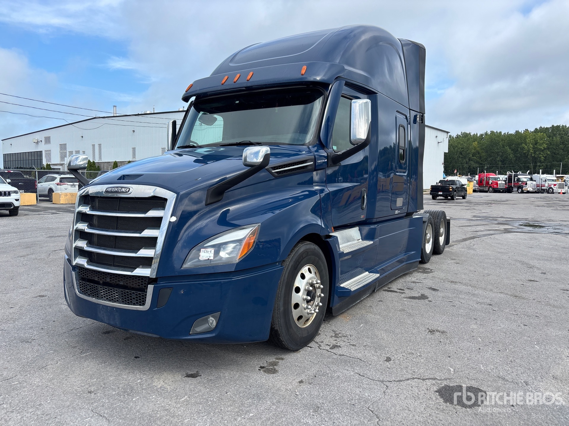 2022 Freightliner CASCADIA 126