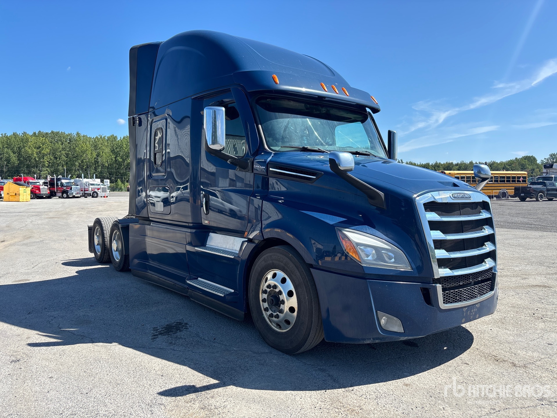 2022 Freightliner CASCADIA 126