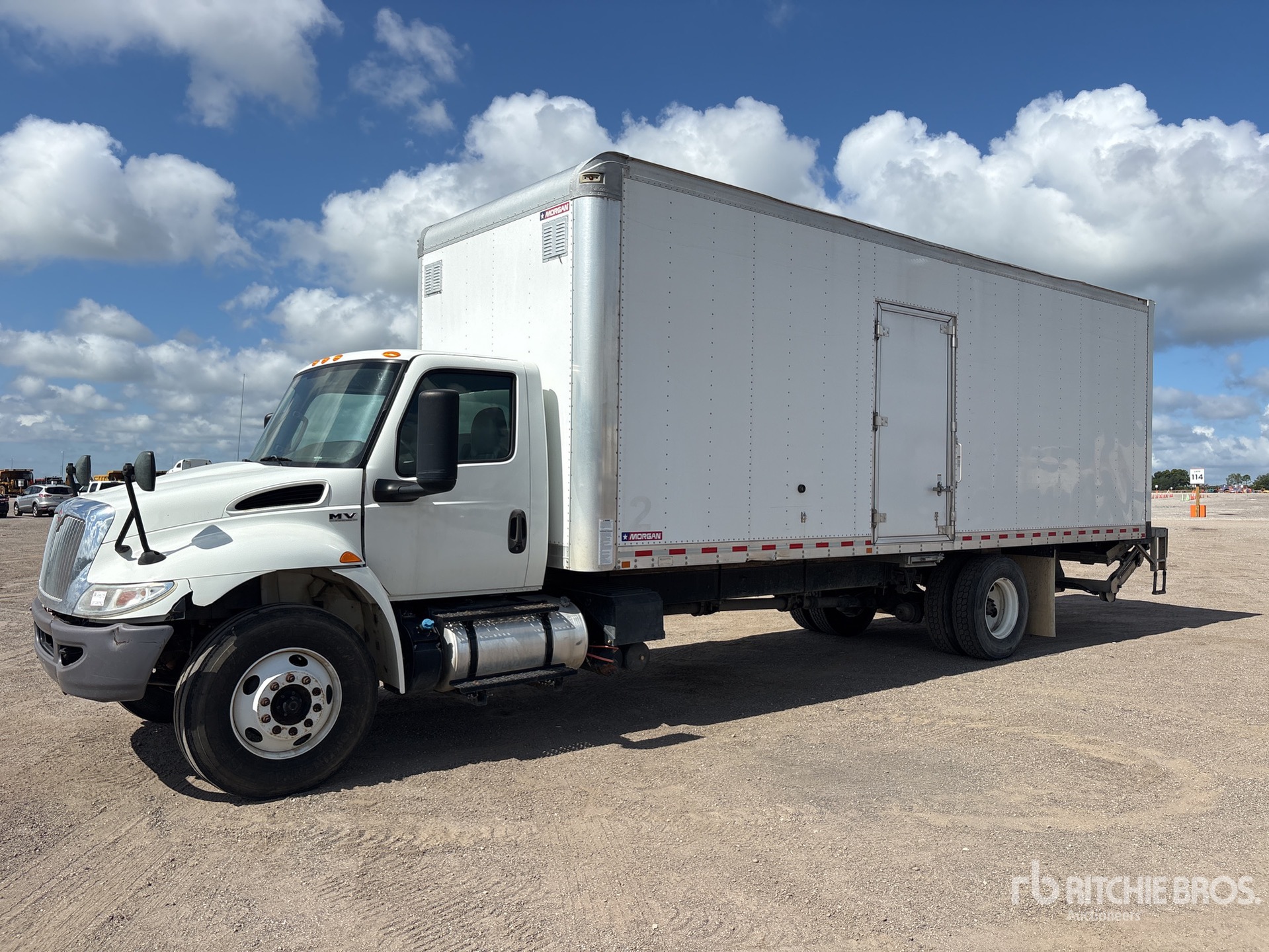 2021 International MV 607