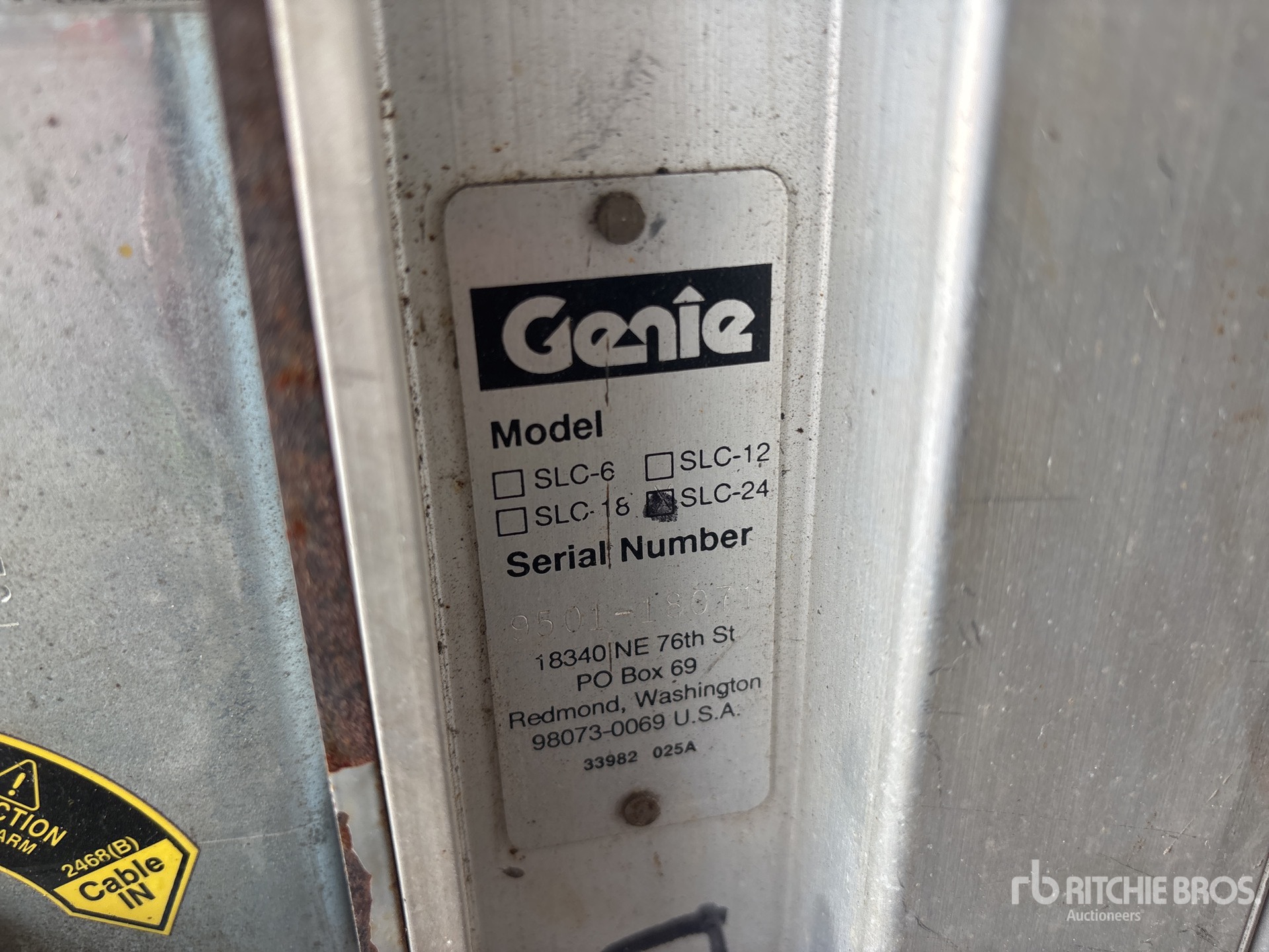 2001 Genie SLC-24