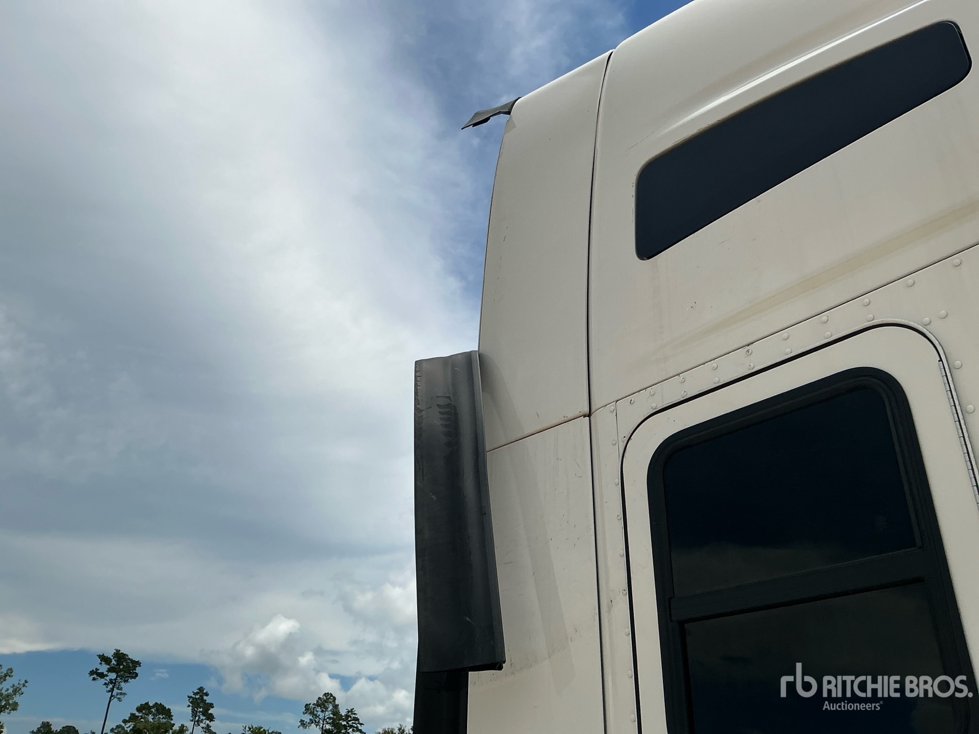 2022 Kenworth T680