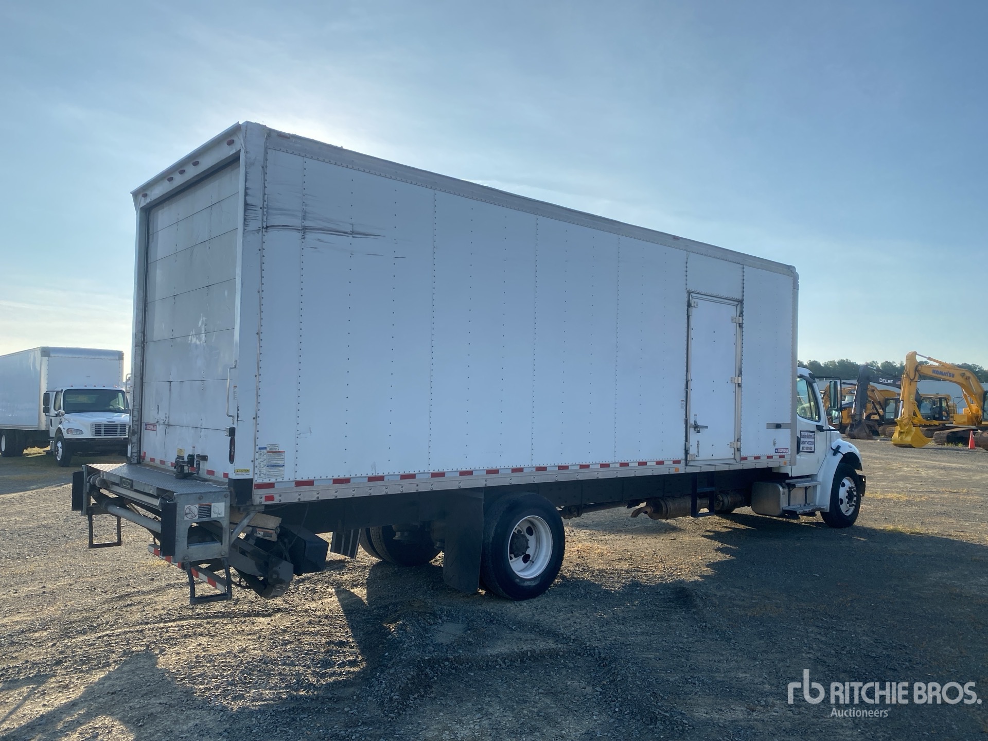 2017 Freightliner M2 106