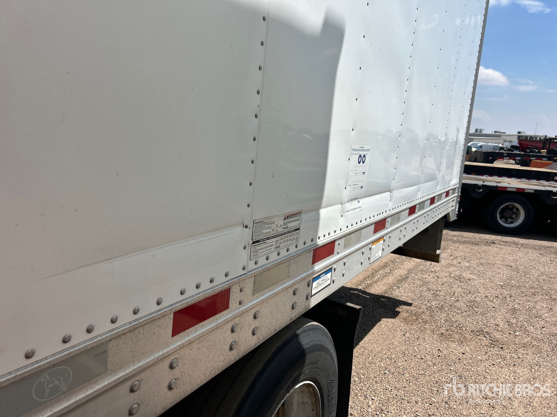 2017 Great Dane 53 ft x 102 in T/A Multi -Temp