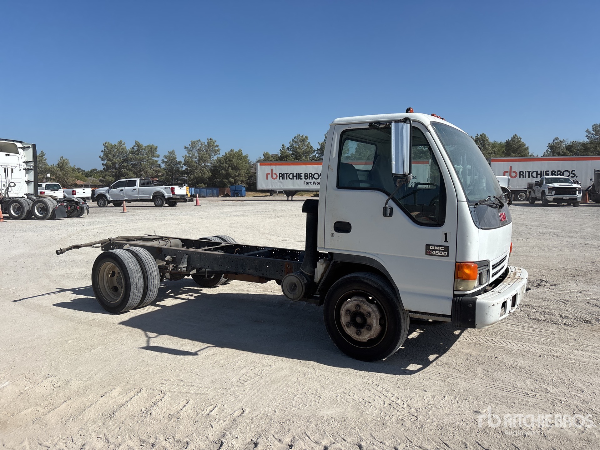 1999 GMC W3500