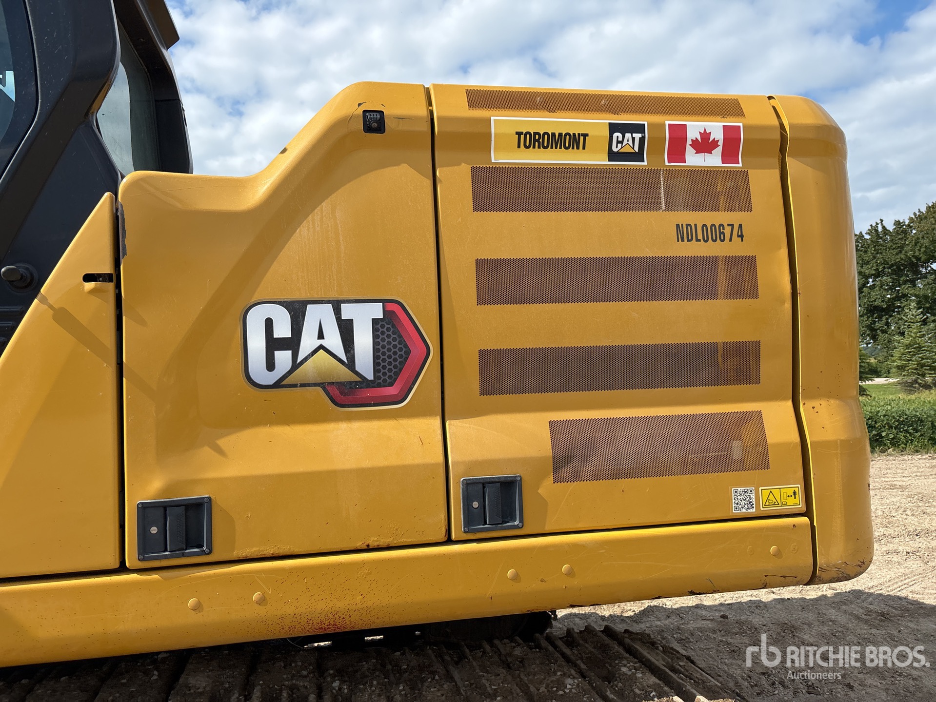 2021 Caterpillar 323