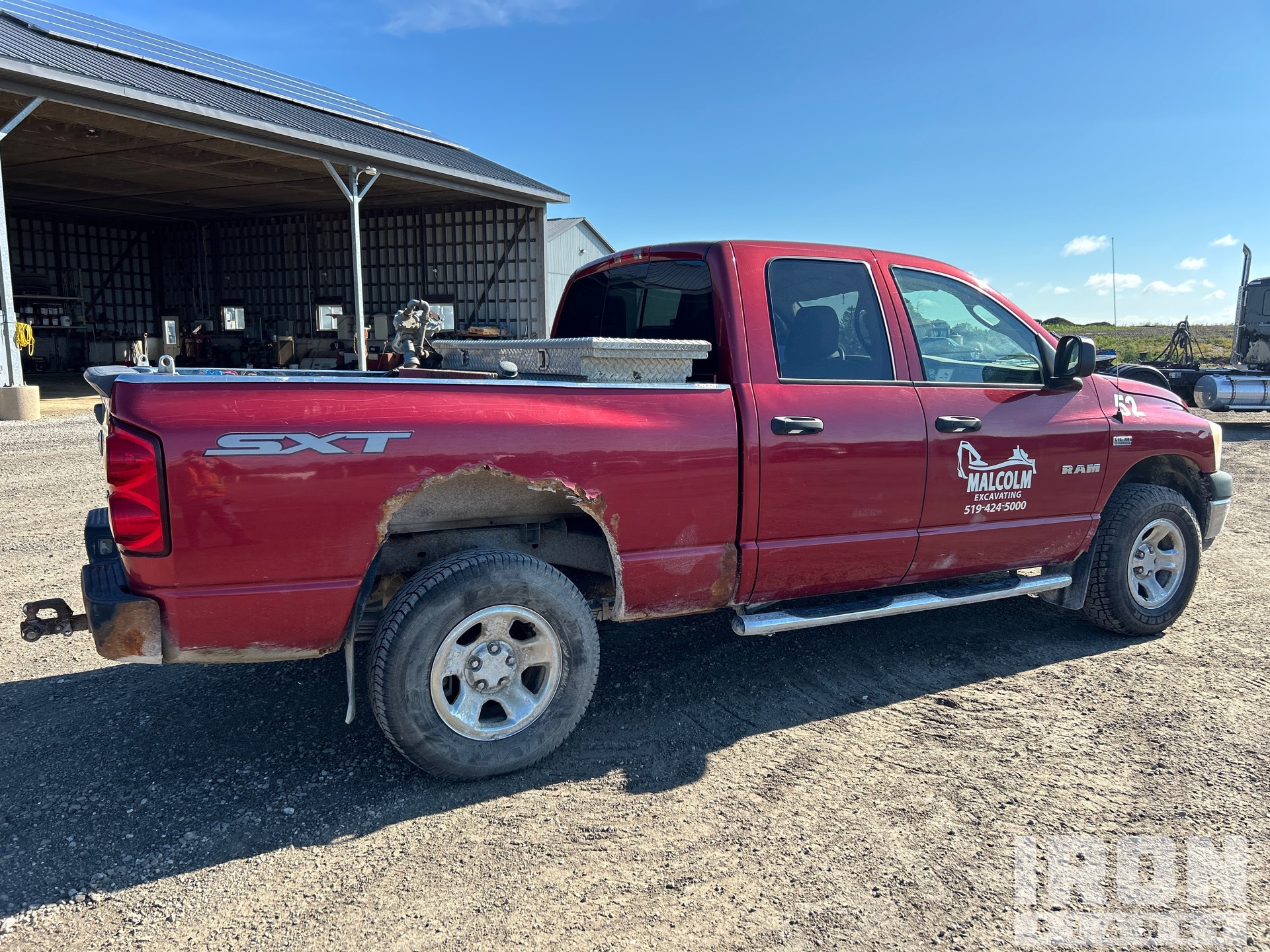 General Appearance with Picture, Right Rear Corner