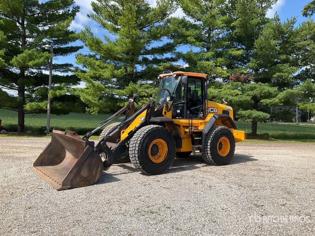 General Appearance with Featured Photo