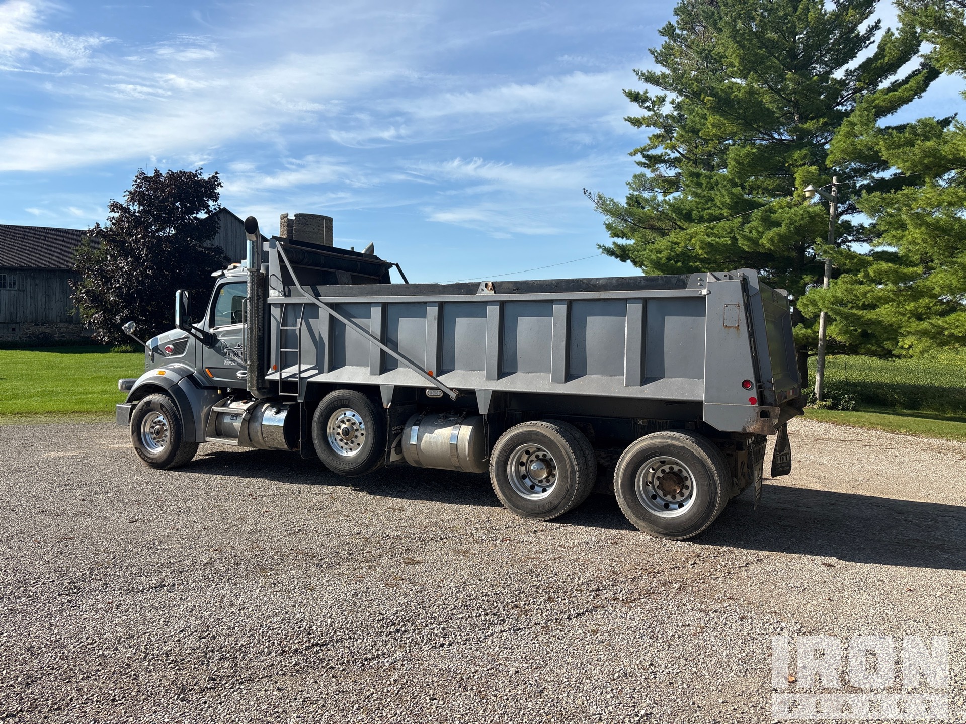 2022 Peterbilt 567