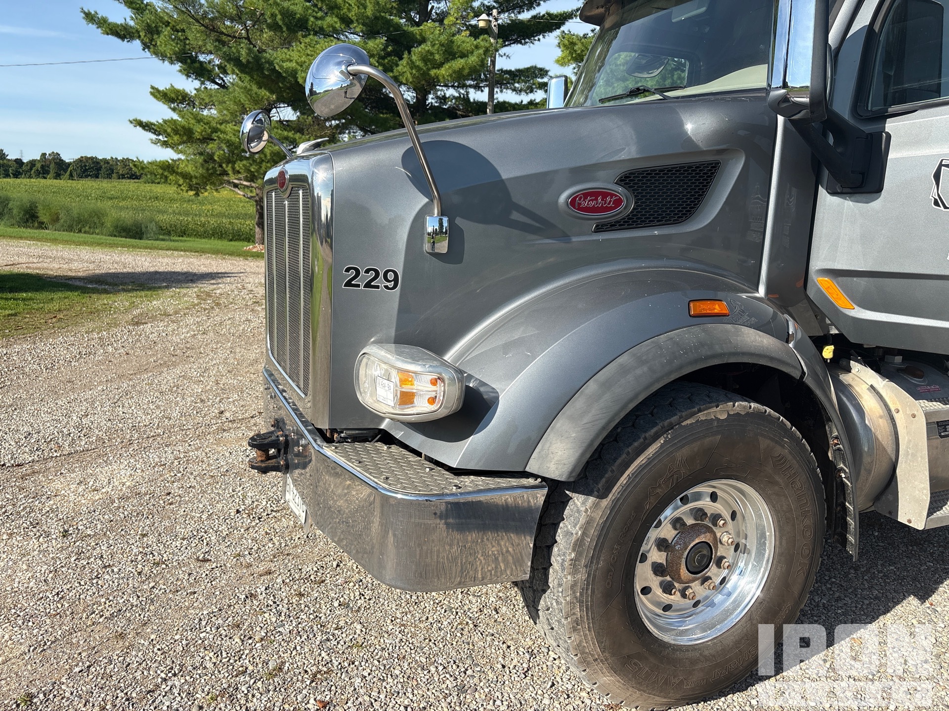 2022 Peterbilt 567