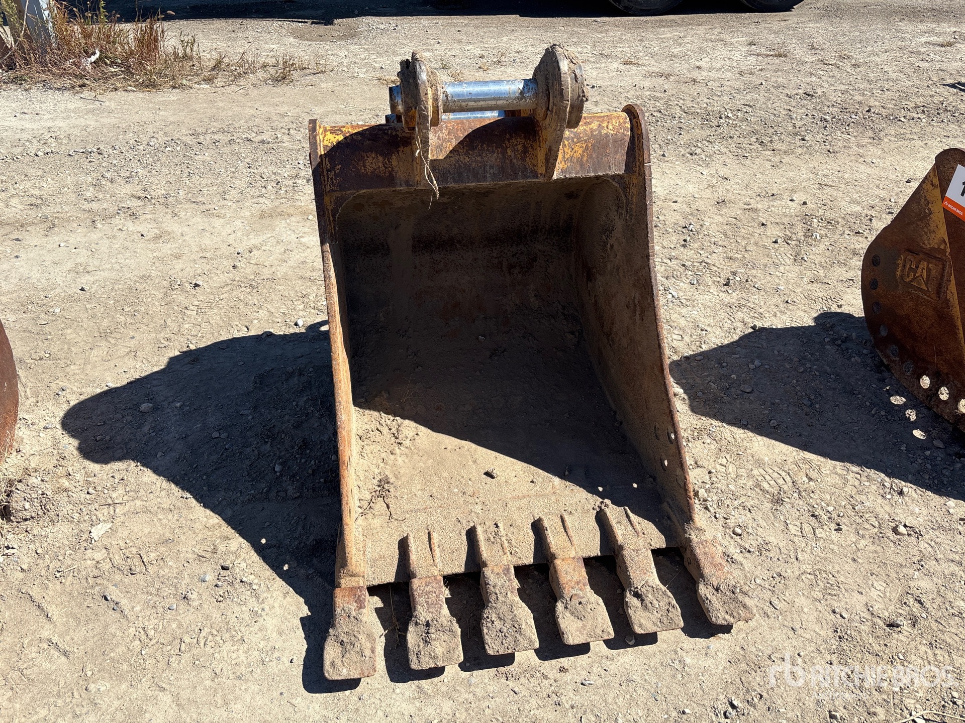 Caterpillar 33 IN Q/C DIGGING
