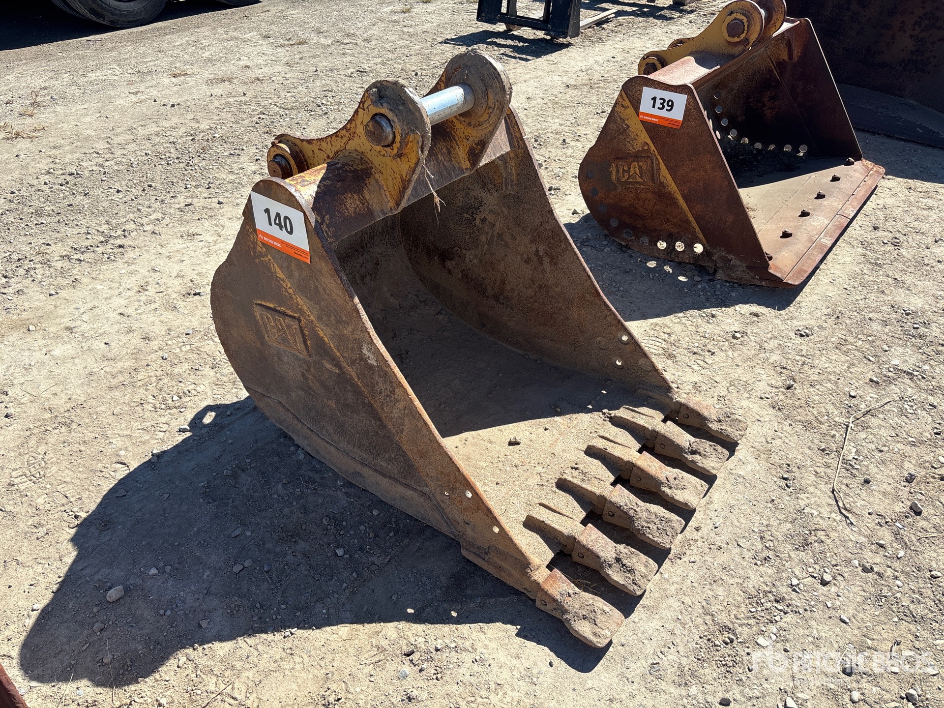 Caterpillar 33 IN Q/C DIGGING