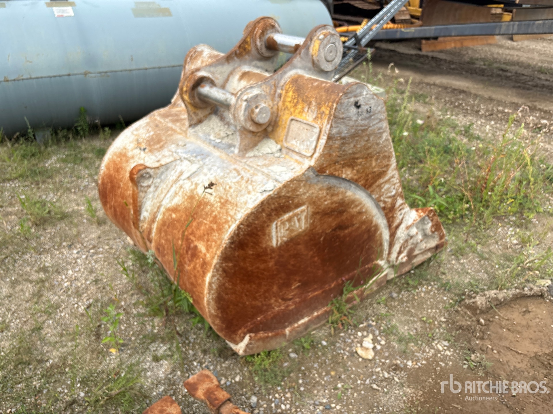 Caterpillar 44 IN - FITS CAT