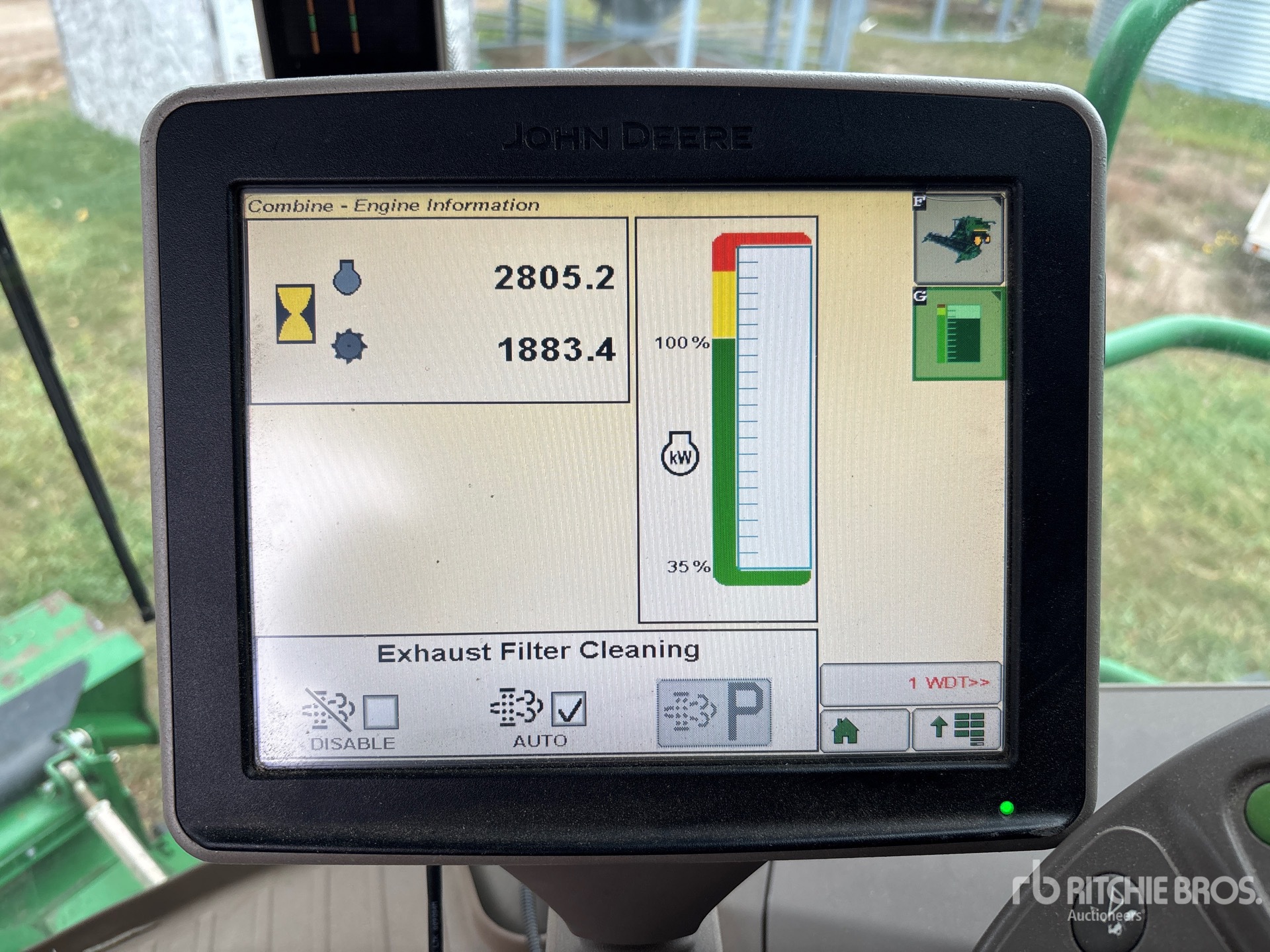 2012 John Deere S690