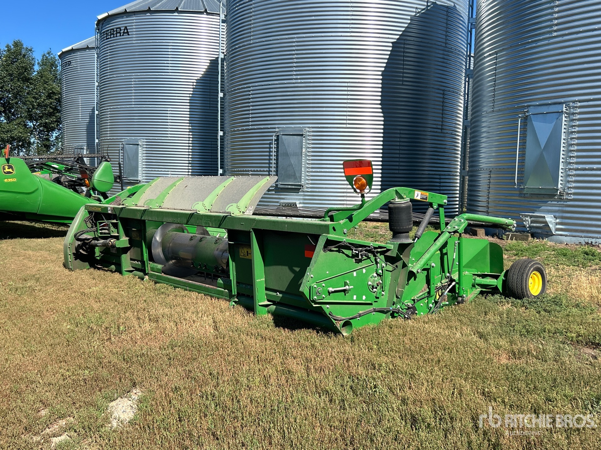 2017 John Deere 615P