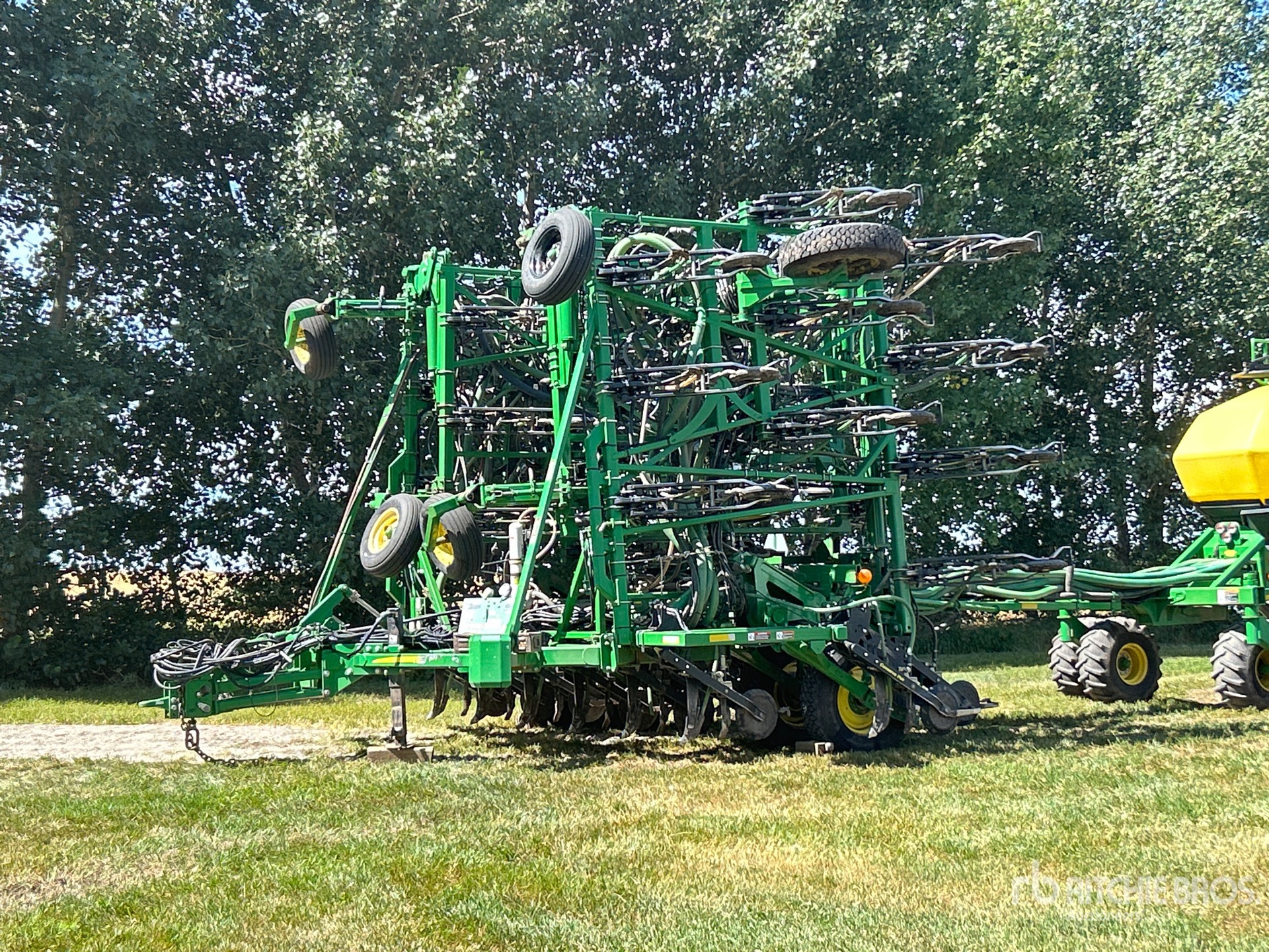 2012 John Deere 1870