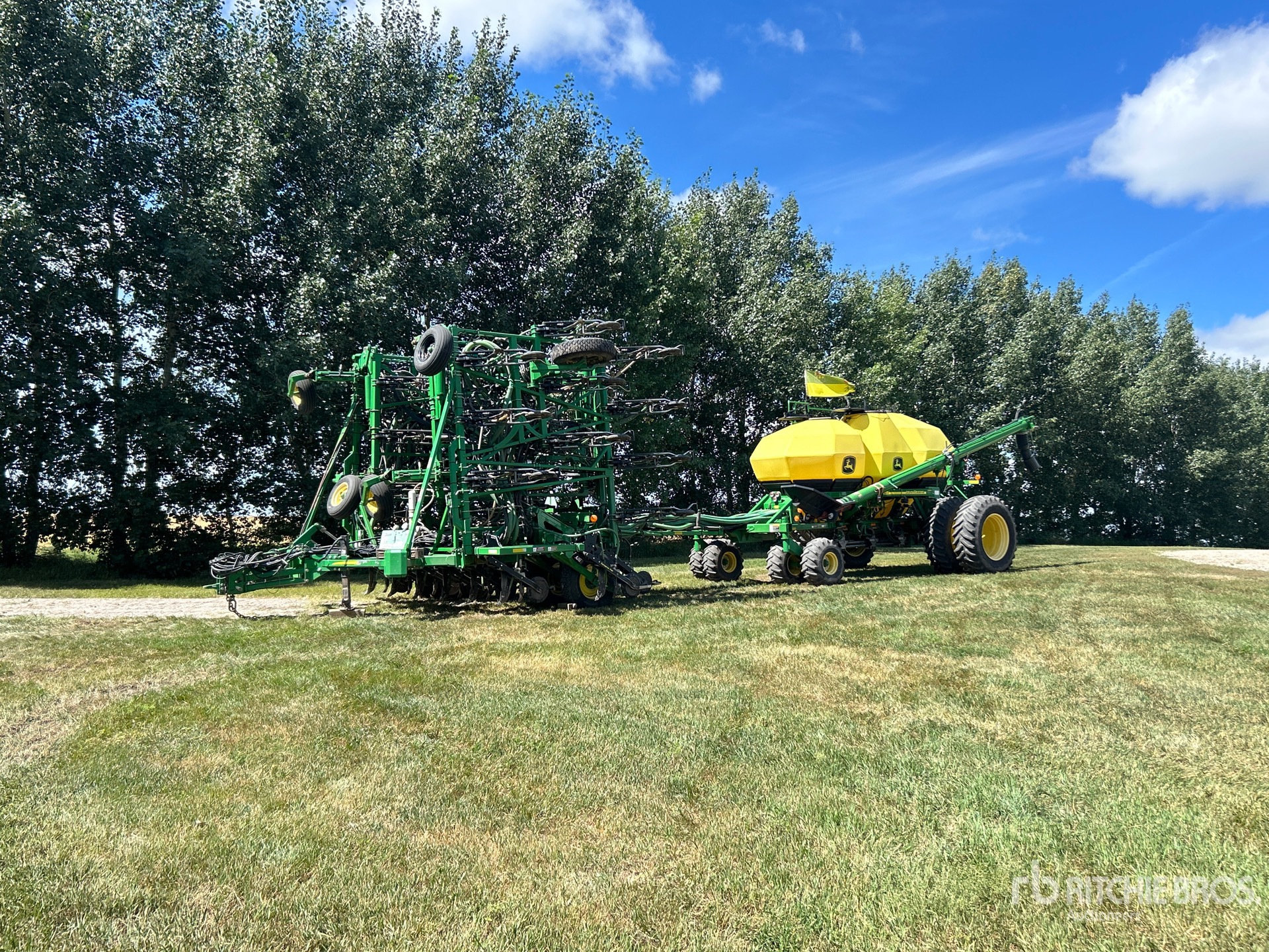 2012 John Deere 1870